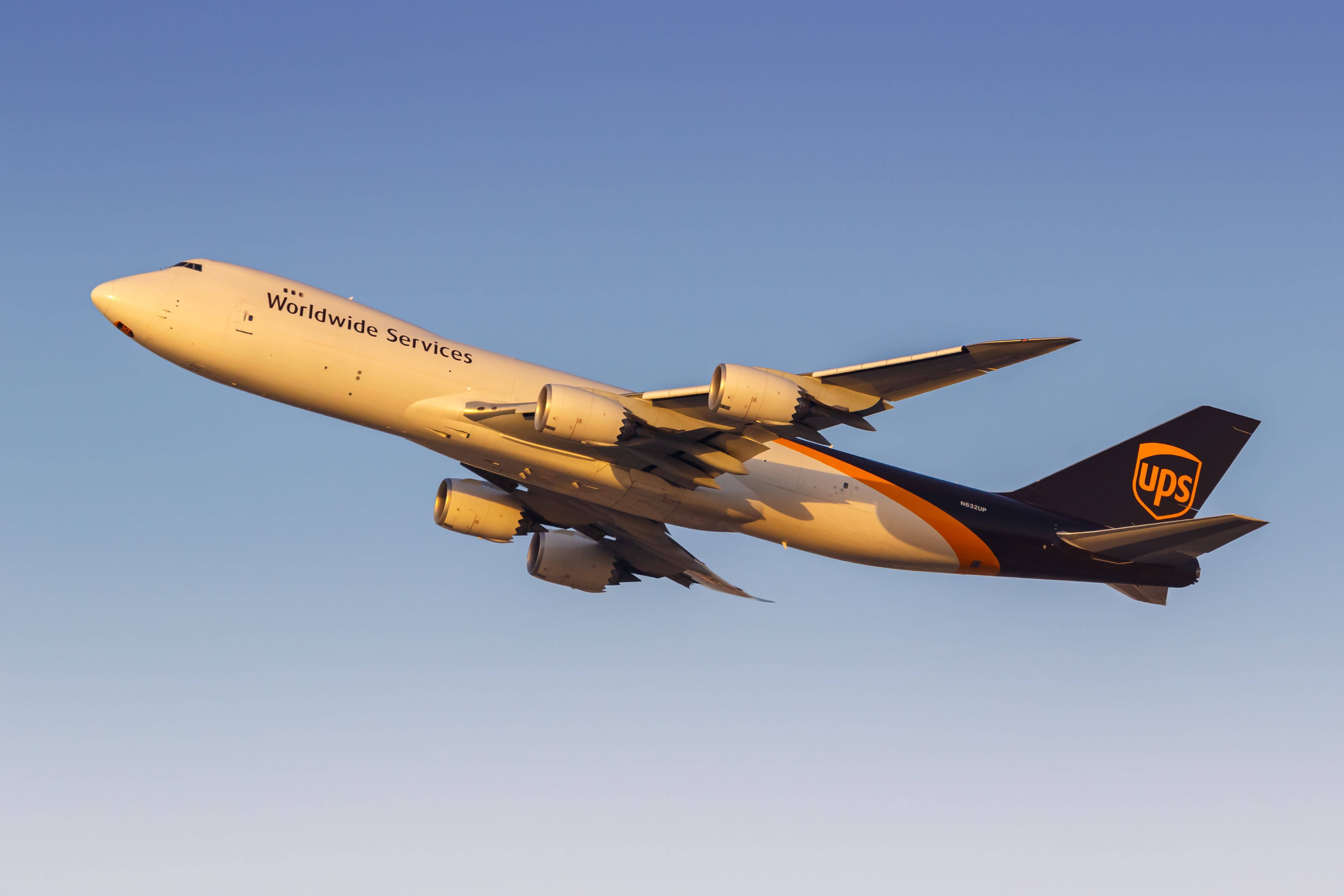 3800k Why the Boeing 747-8F Has Such A Shorter Upper Deck Compared To