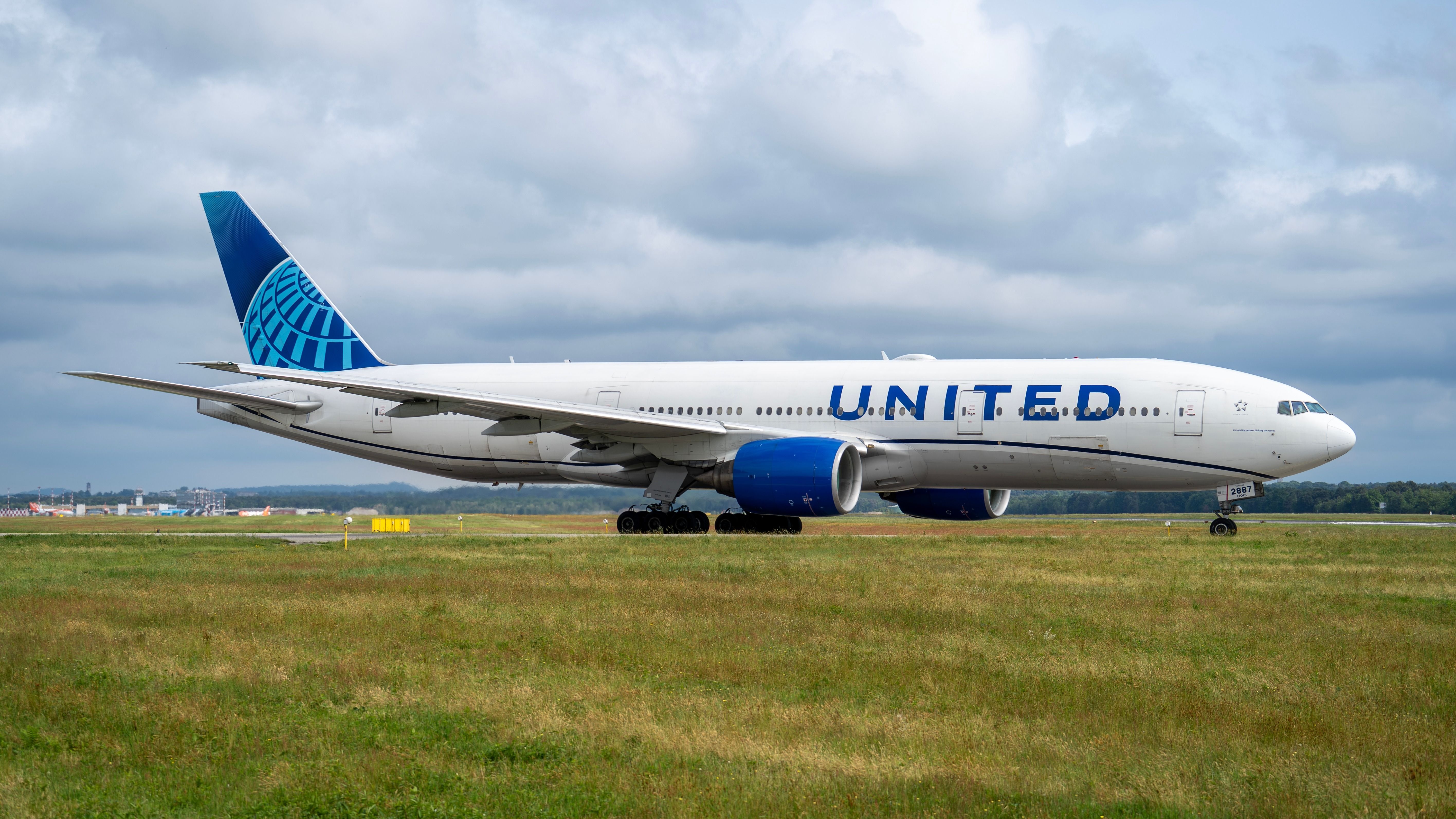 United Airlines CEO Touts Newark As The "Cheapest" For Summer Travel Despite Spring Meltdown
