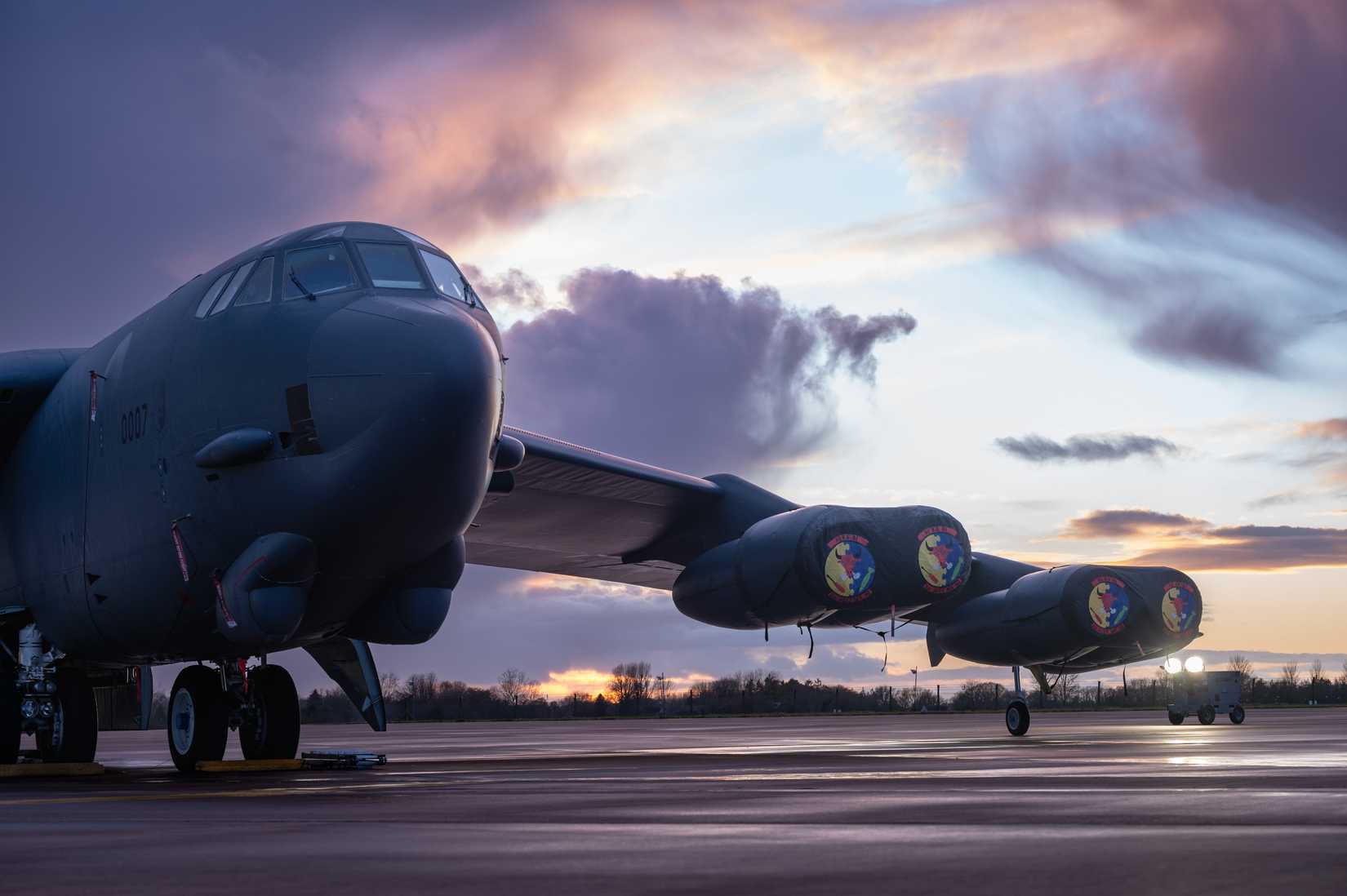 A U.S. Air Force B-52H Stratofortress aircraft rests on the RAF Fairford flightline,