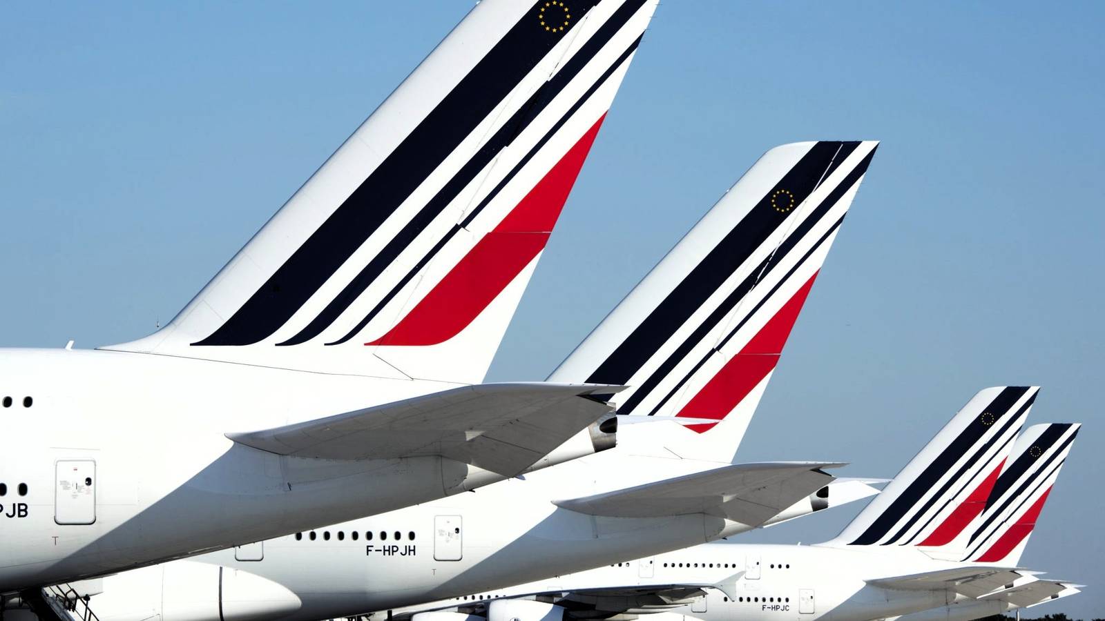 Second Day Of French ATC Strike Causes Chaos For Hundreds Of Thousands Of Passengers