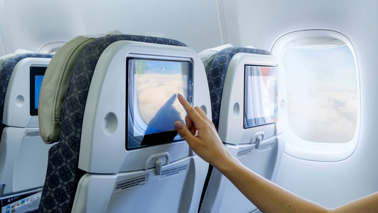 Is Starlink About to Replace Seatback Screens Forever?