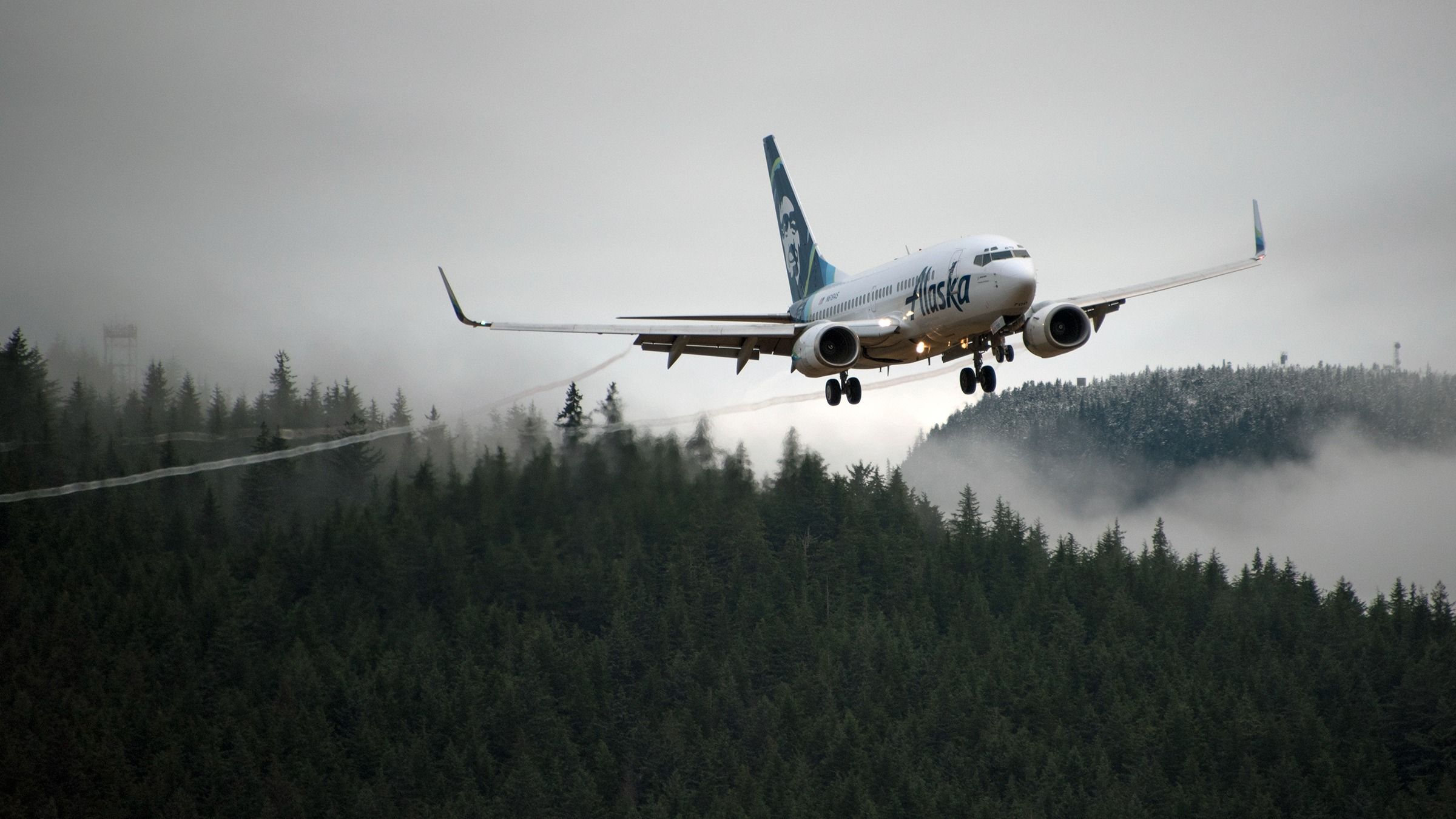Alaska Airlines Suffers Ground Stop Due To IT Outage
