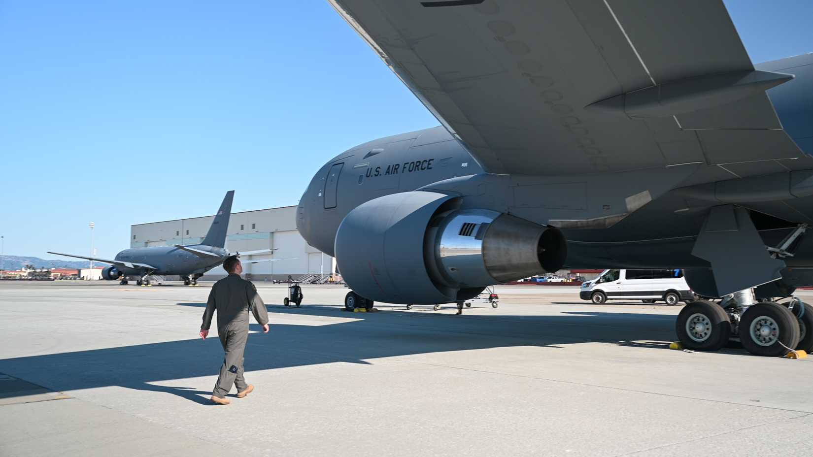 Is A Boeing KC‑767 Tanker Bigger Than A KC‑135 Stratotanker?