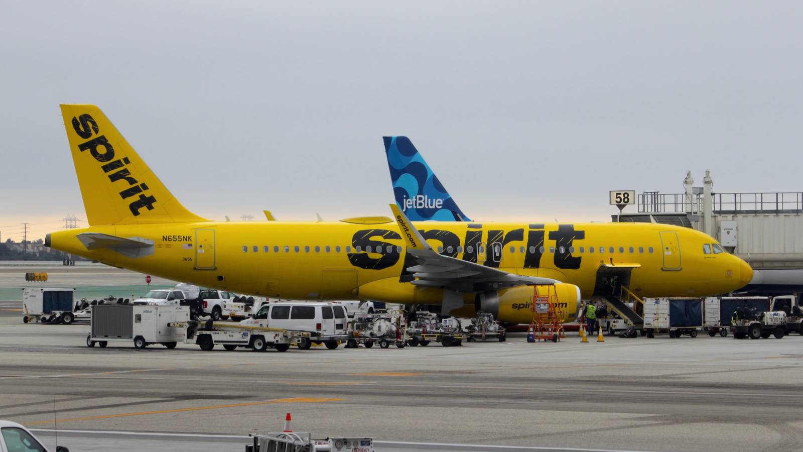 JetBlue & United Defend ‘Blue Sky’ Partnership Amid Spirit’s Complaint