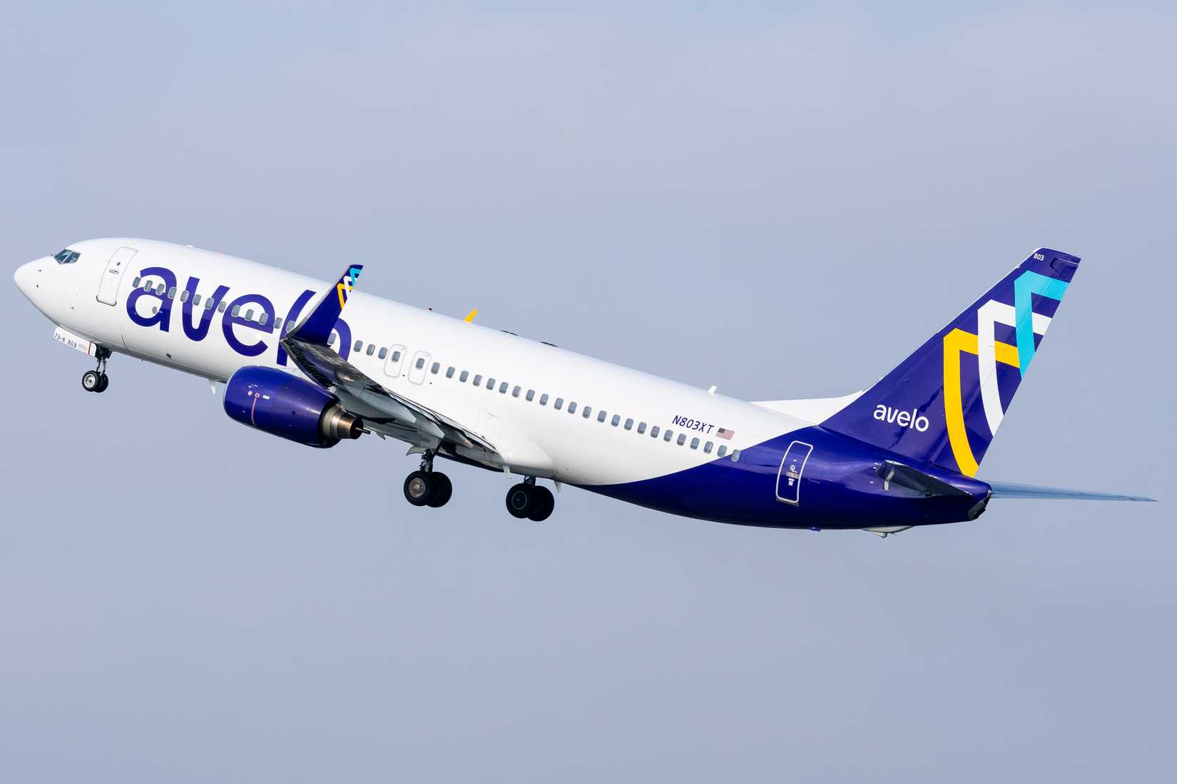 N803XT Avelo Airlines Boeing 737-8F2