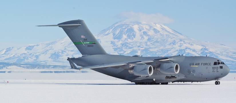 Phoenix Airfield, McMurdo Station, Antarctica C-17 Globemaster at Phoenix Airfield