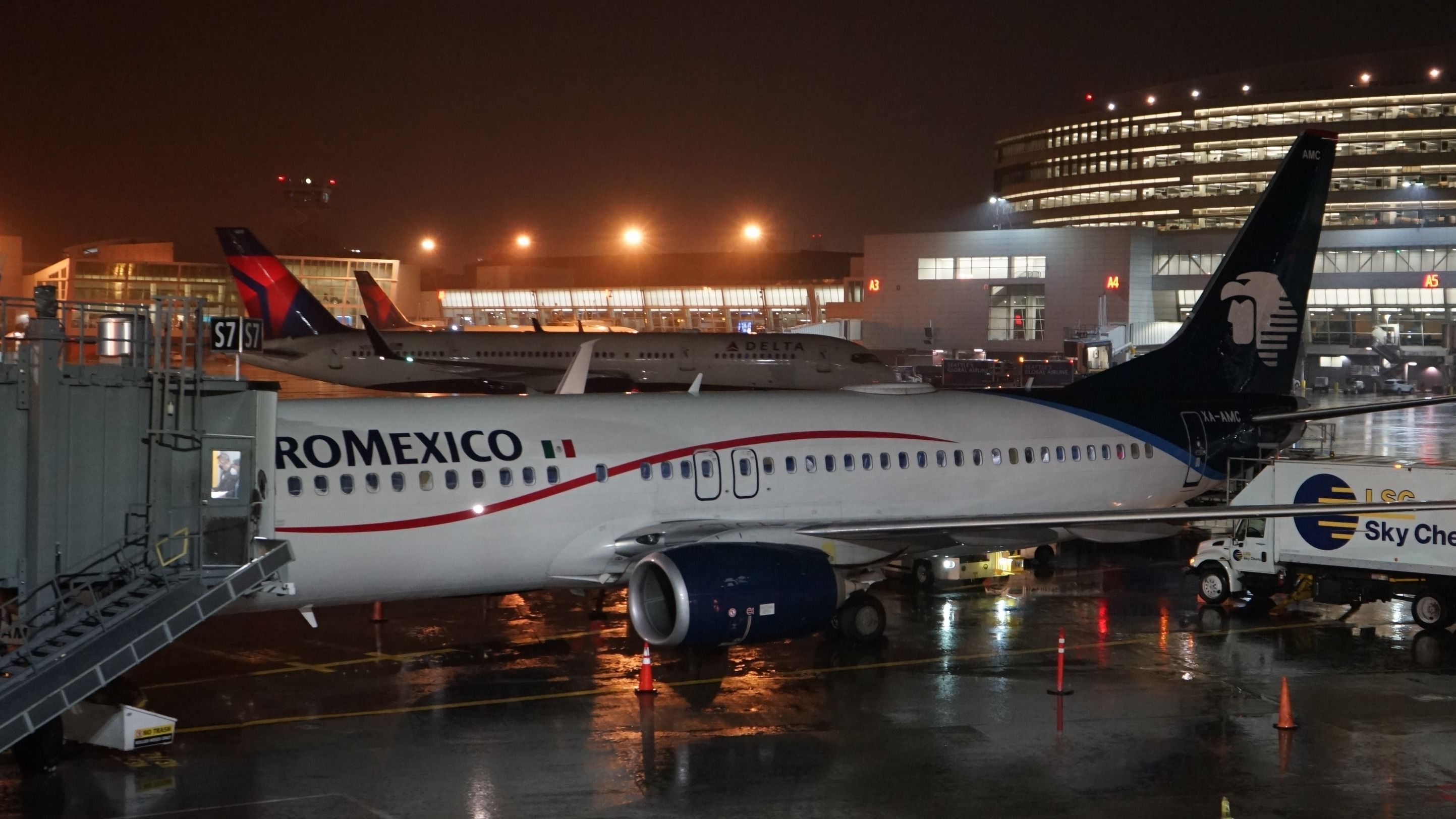 Trump Administration Threatens To End Delta Air Lines & Aeromexico Joint Venture Amid Trade Dispute