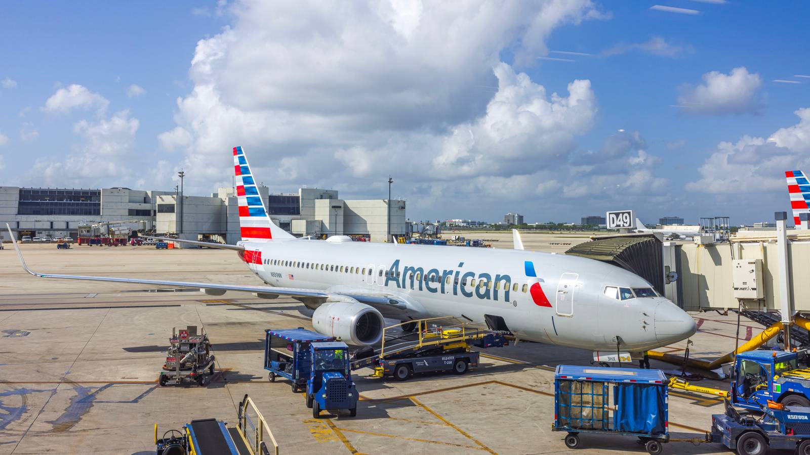 American Airlines Piloting New Program Allowing Passengers To Skip ...