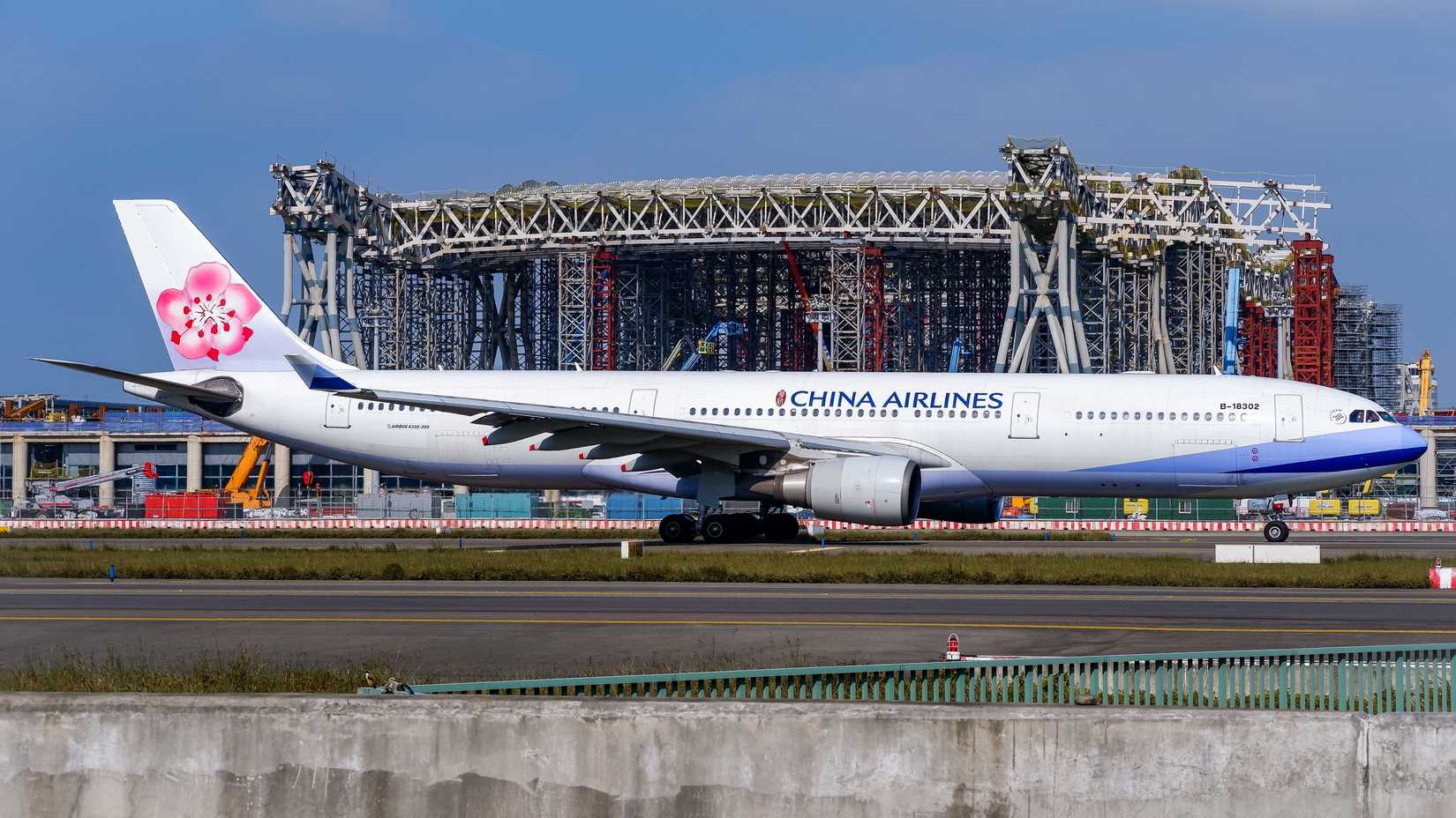 China Airlines Struggles to Retire Aging Jets Amid Global Supply Chain ...