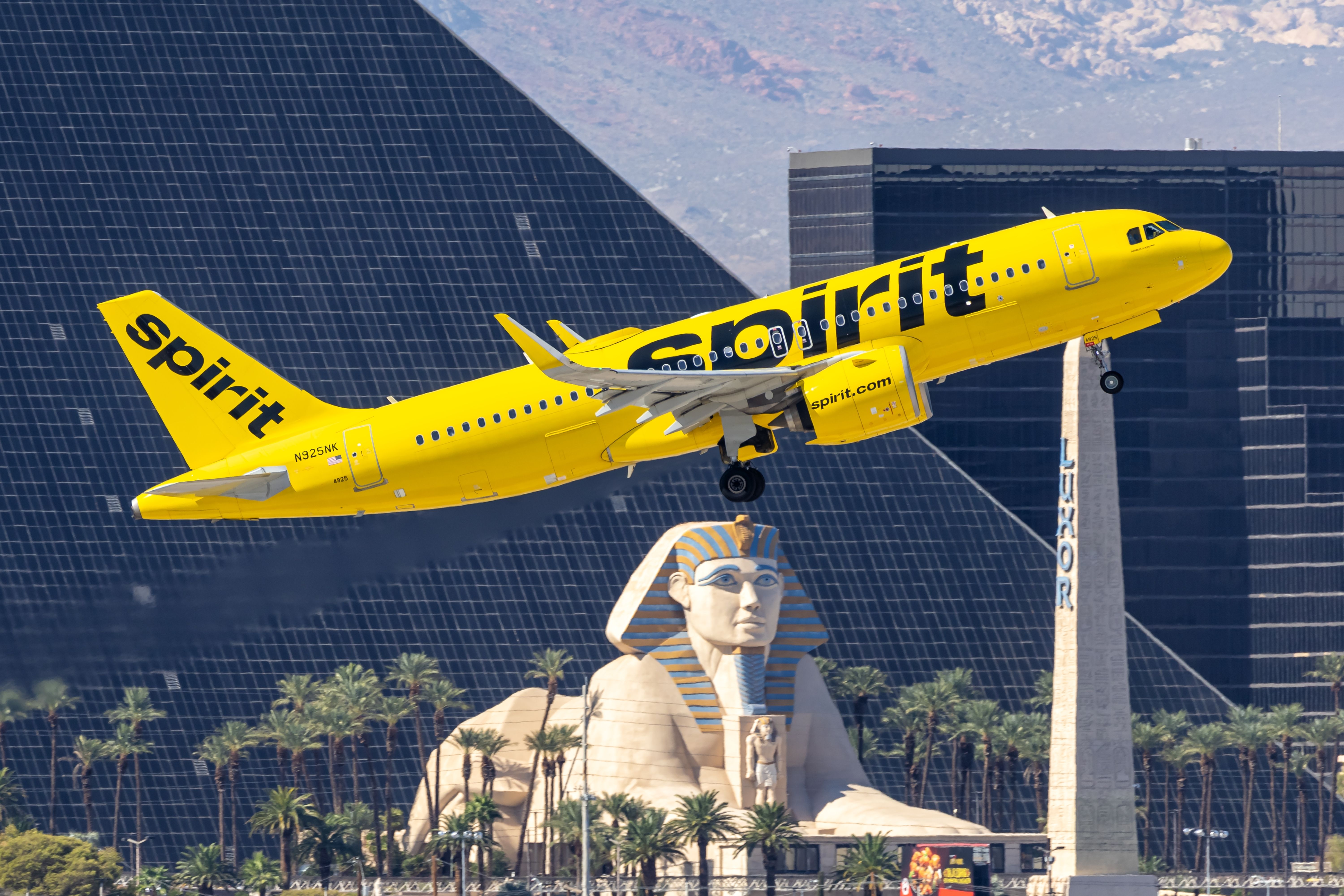 A Spirit Airlines Airbus A320neo taking off