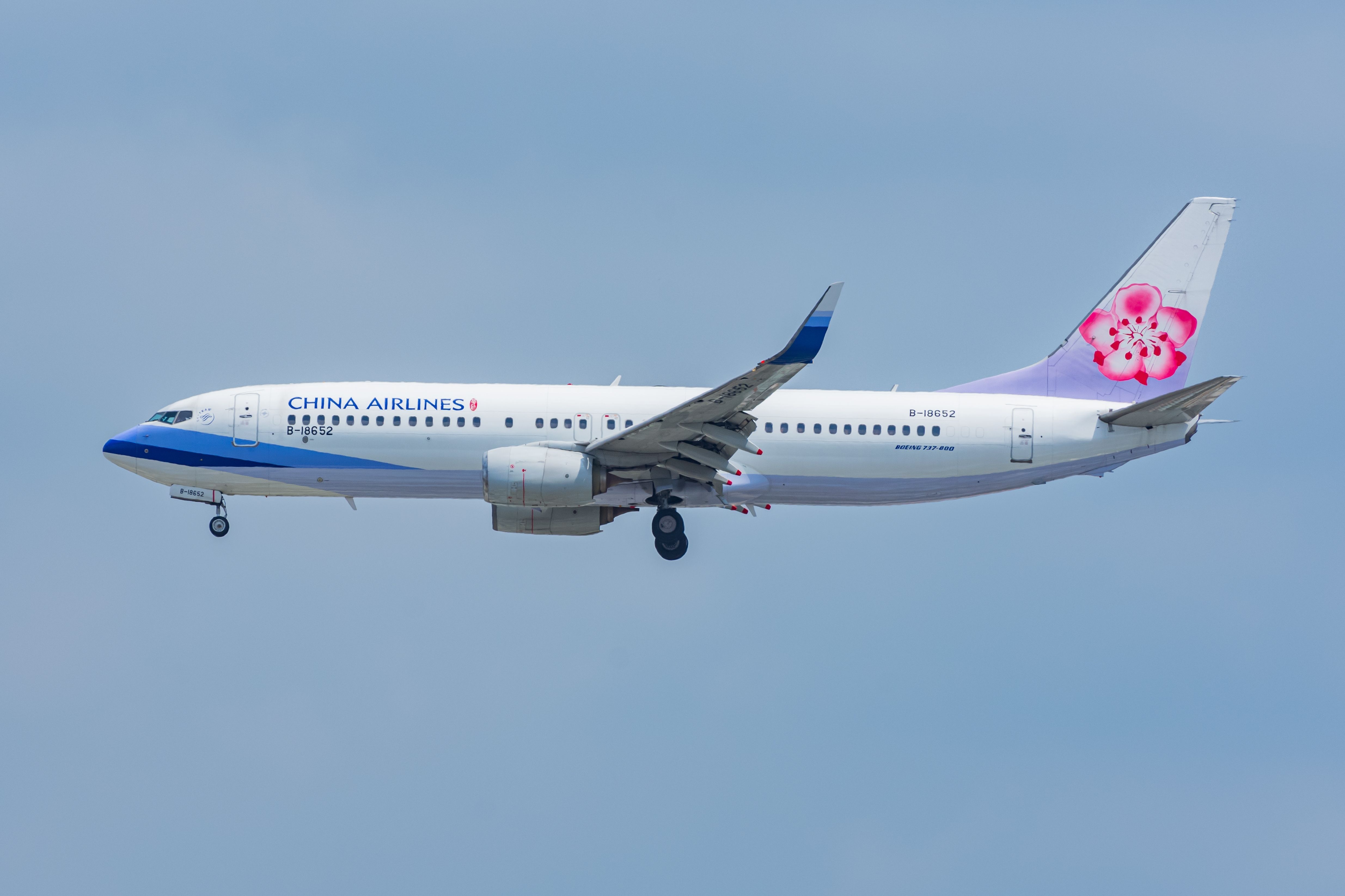 China Airlines Struggles to Retire Aging Jets Amid Global Supply