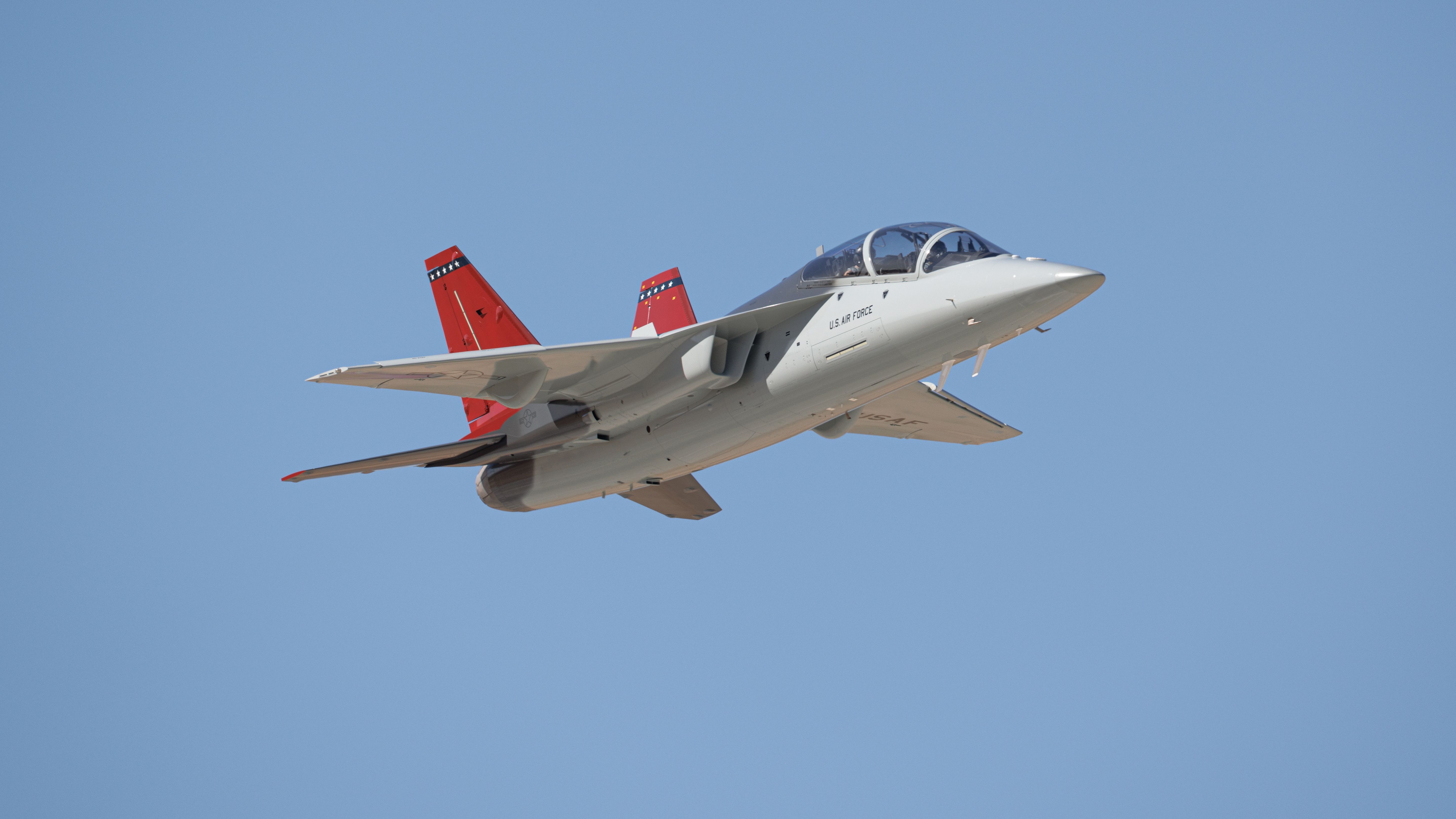 Sources: Boeing & Saab Look To Partner With BAE On New RAF Trainer