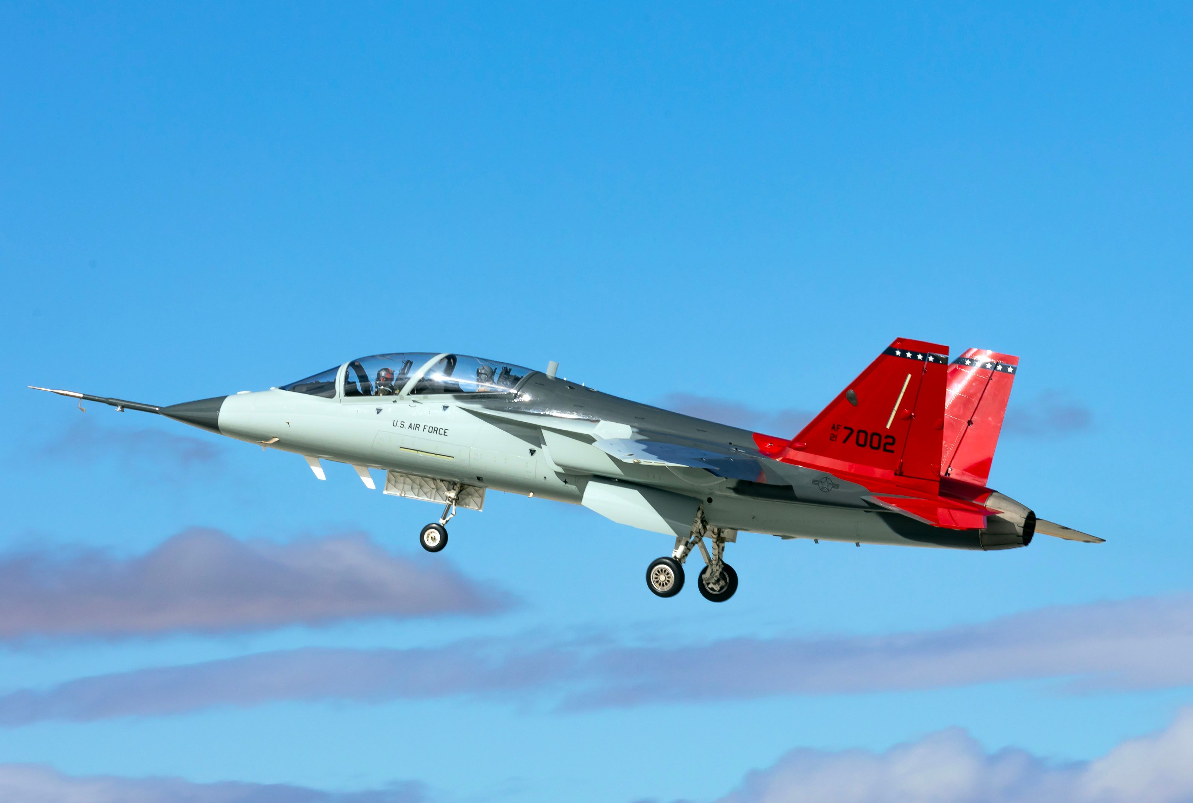 Sources: Boeing & Saab Look To Partner With BAE On New RAF Trainer