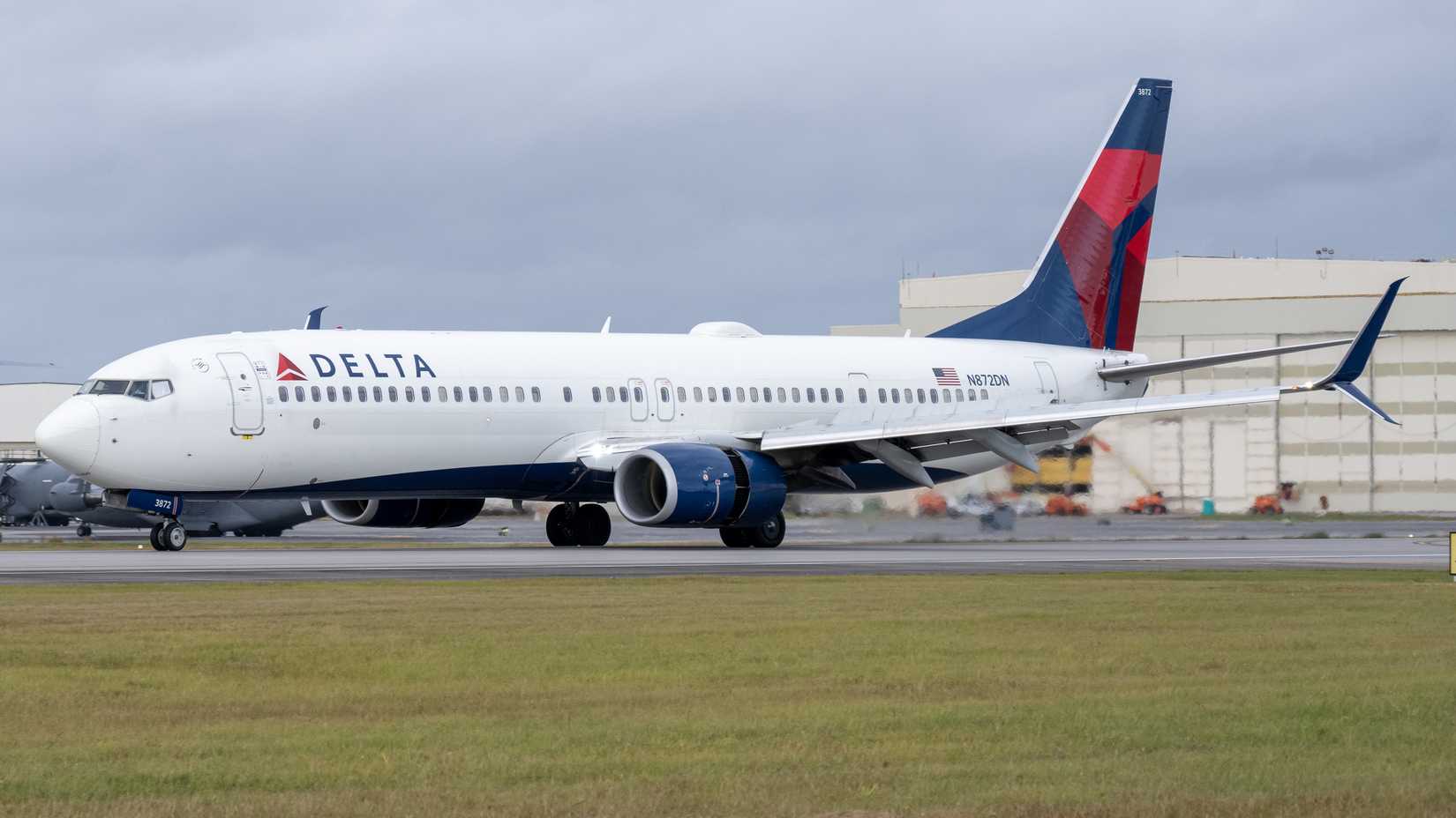 Why In The World Did Delta Air Lines Change The Winglets On Some Aircraft?