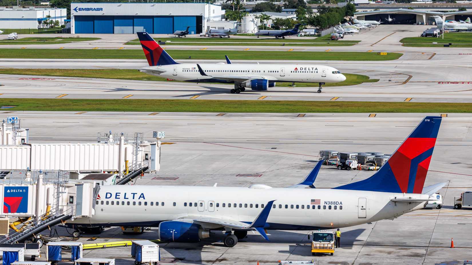 Delta Air Lines Boeing 757 airplanes in Fort Lauderdale, United States.