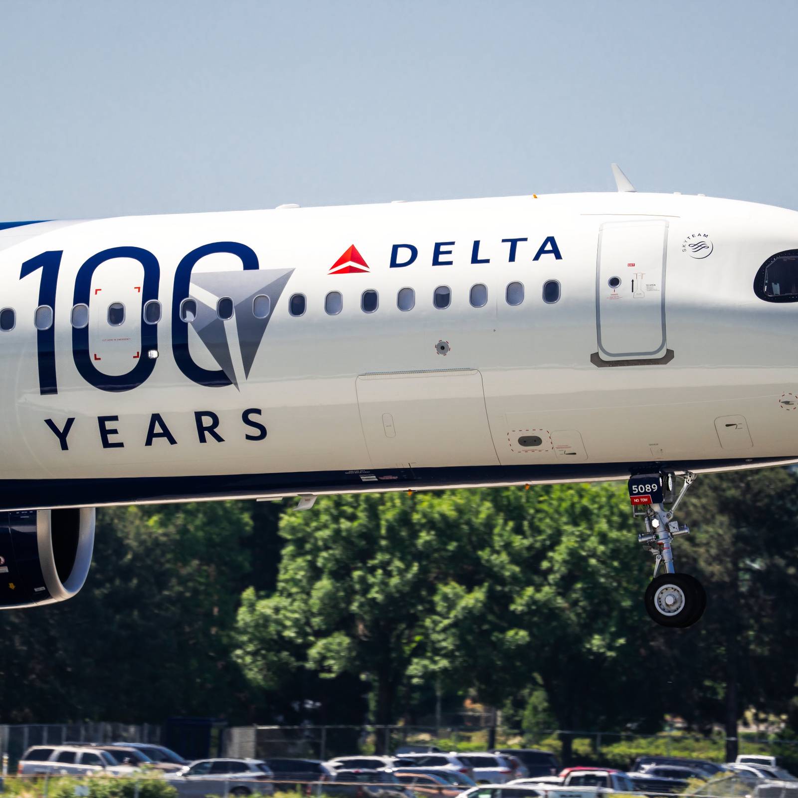 Delta flight 106 60 photos - Morilly.com
