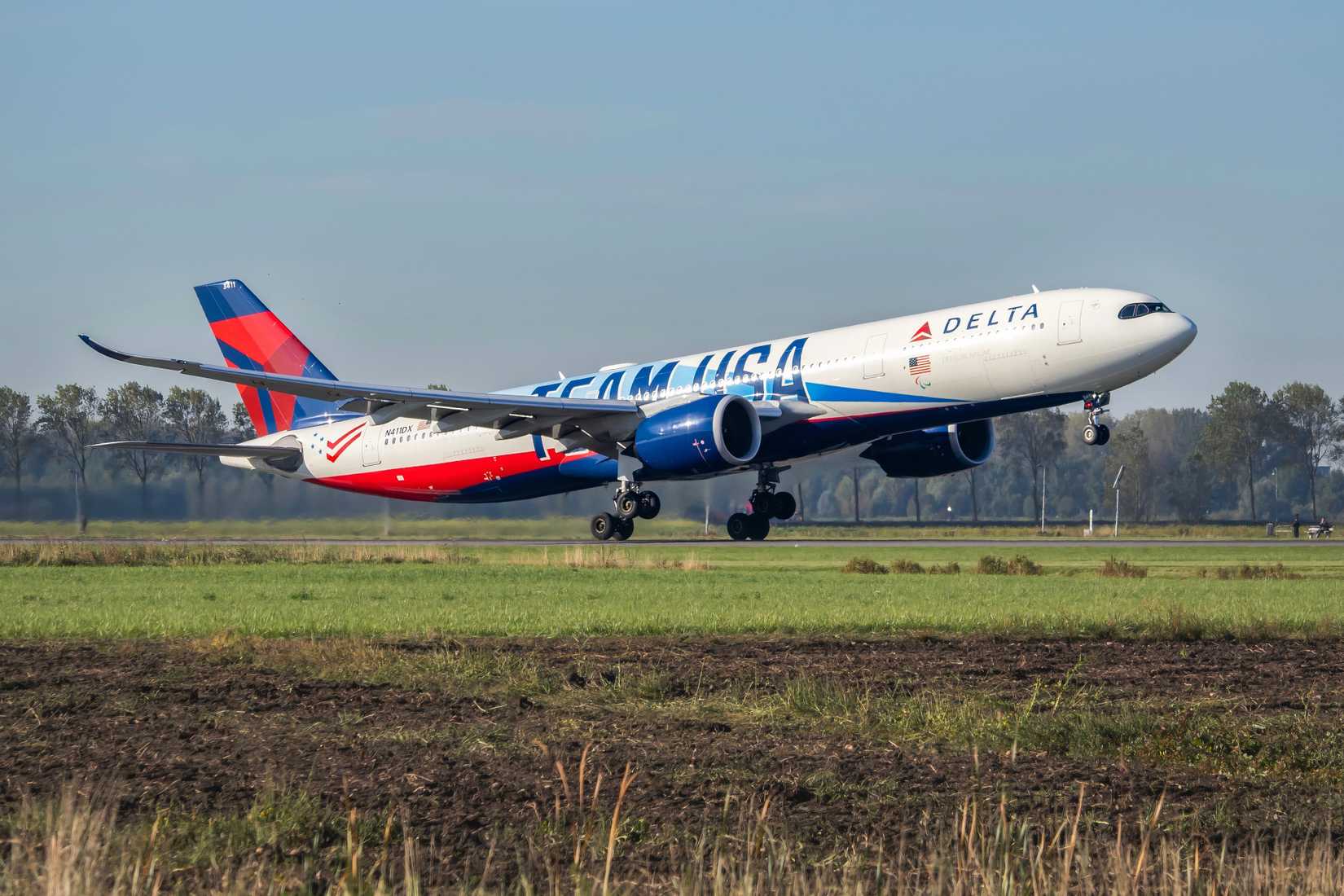 Delta Airbus A330-900 cropped shutterstock_2528810285