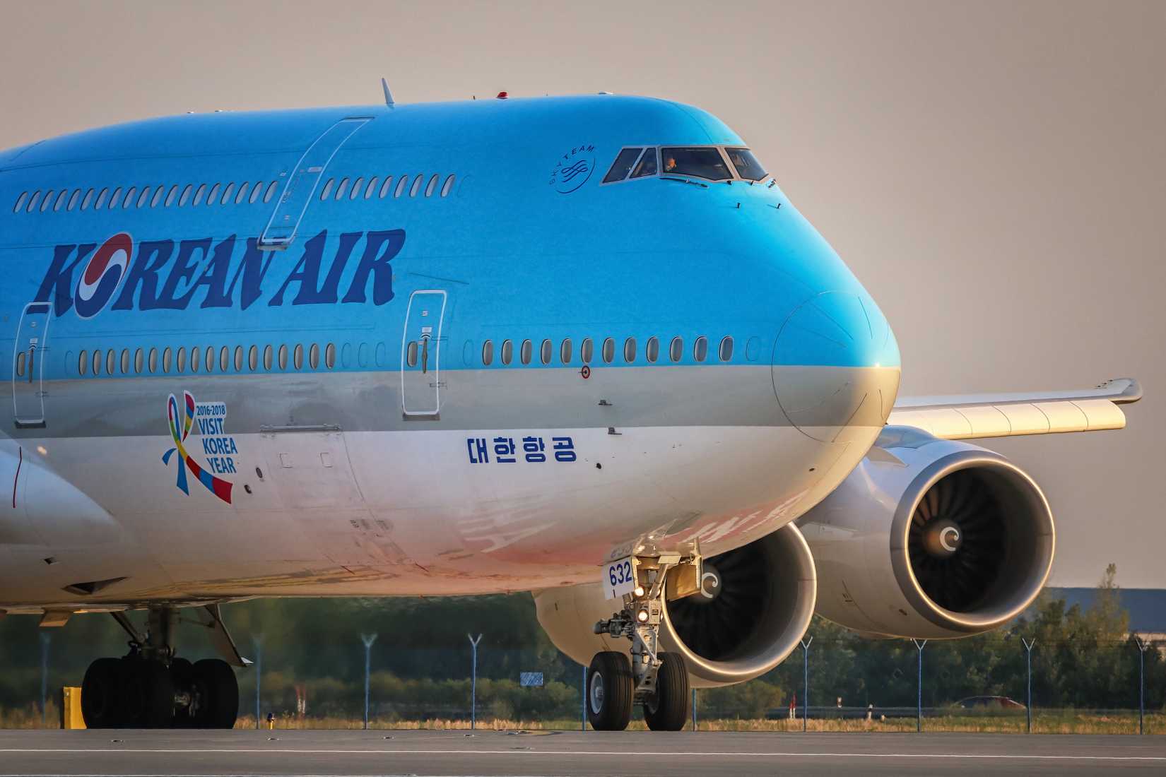Korean Air 747-8