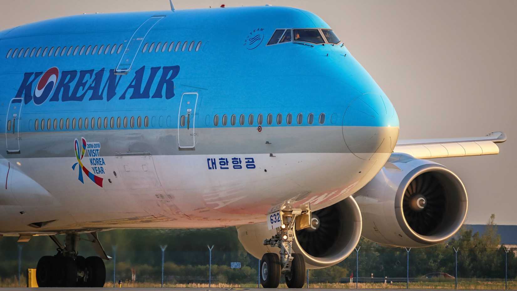 Korean Air Boeing 747-8i 