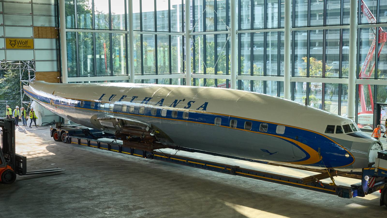 Lockheed Super Zip Lufthansa's Lockheed Super Star Gets Its Wings