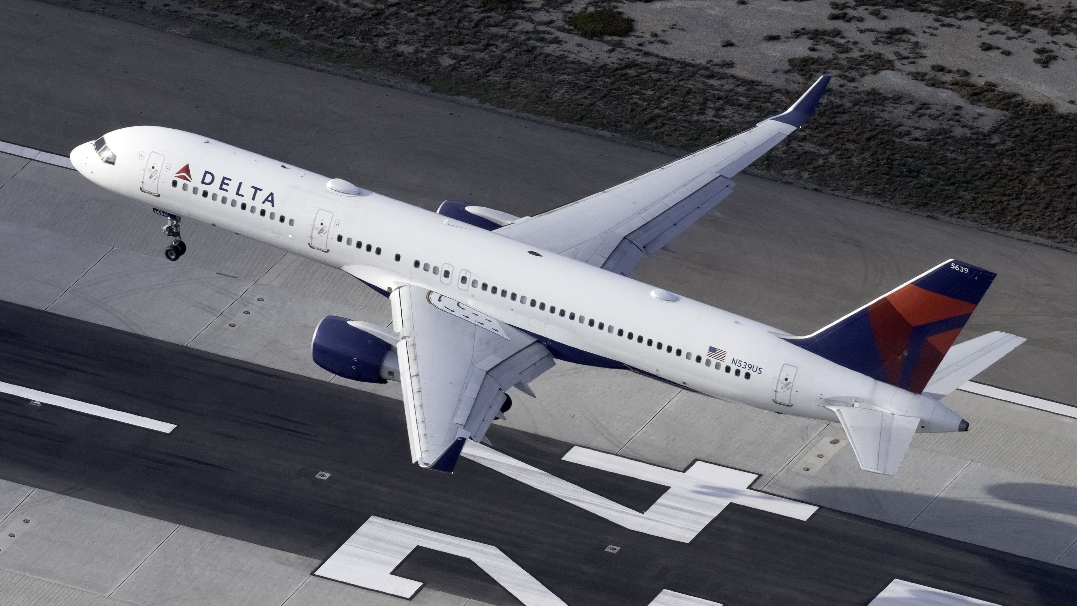 n539us-delta-air-lines-boeing-