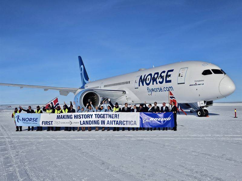 Norse Atlantic Airways Boeing 787 Dreamliner, registration LN-FNC, named Everglades, at Troll Airfield (QAT) in Antarctica.