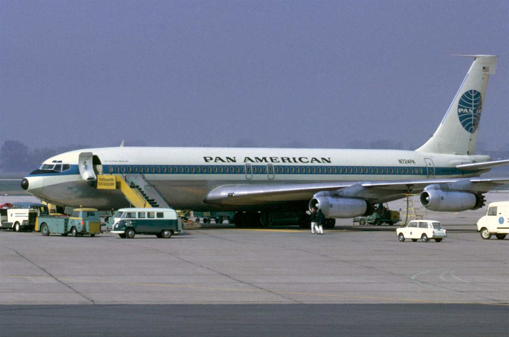 Pan Am Boeing 707, Düsseldorf Germany April 1969 B707-321 N724PA