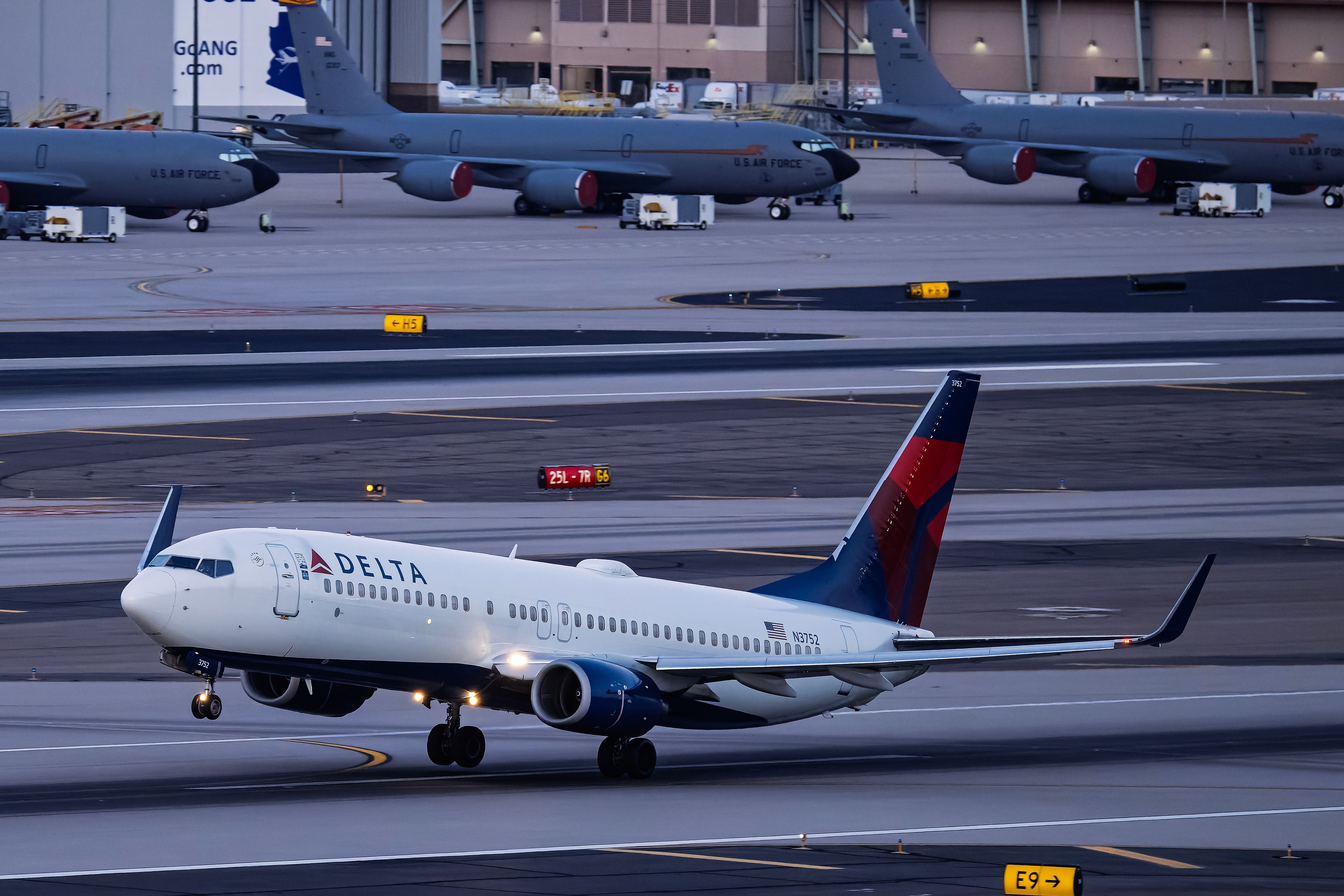 Delta Air Lines Boeing 737-800 Grounded After Wing Flap Partially