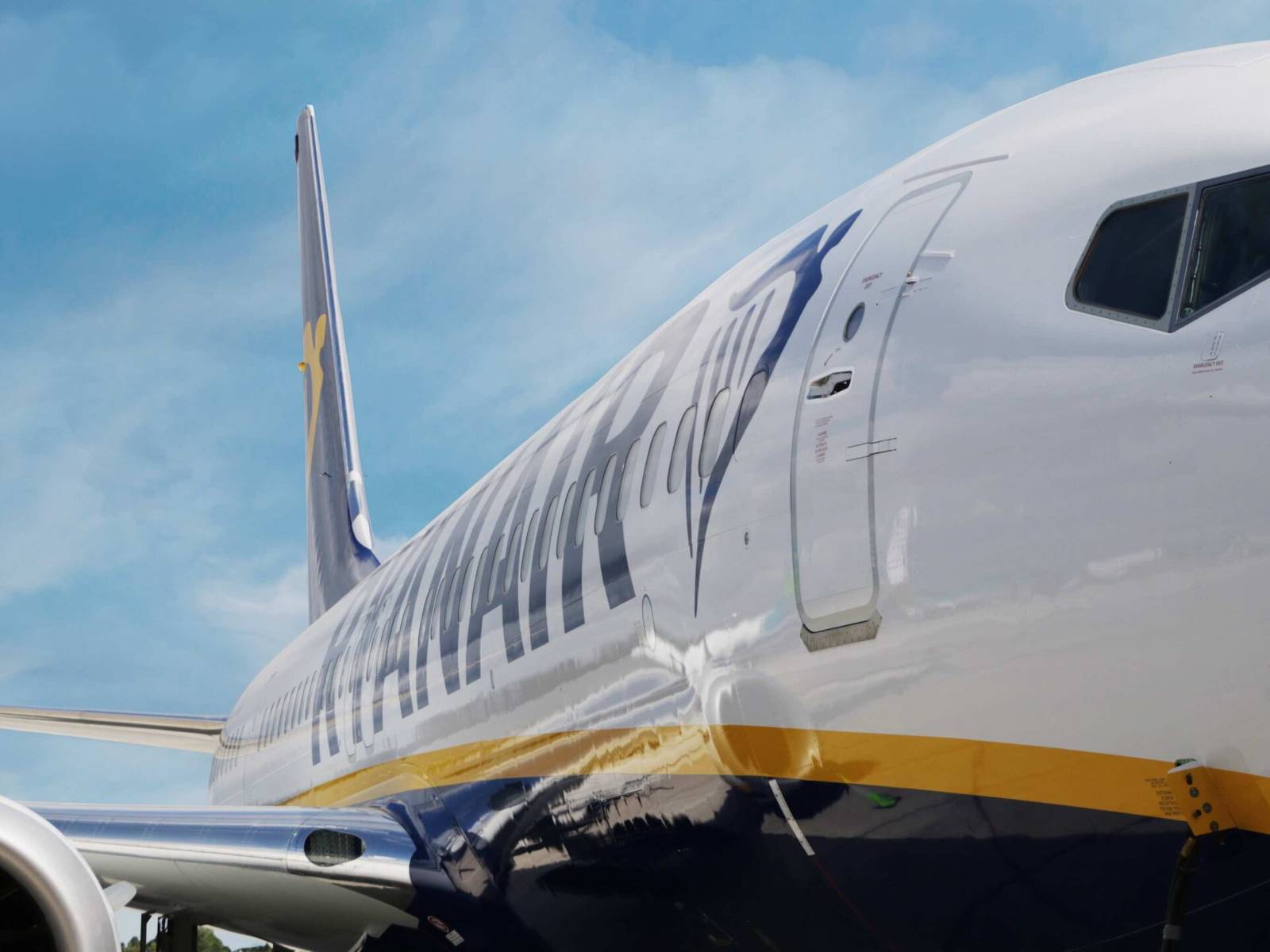 ryanair disposable vapes Ryanair Passenger Caught Vaping In Lavatory Delays Flight By 2 Hours ryanair disposable vapes Ryanair Passenger Caught Vaping In Lavatory Delays Flight By 2 Hours