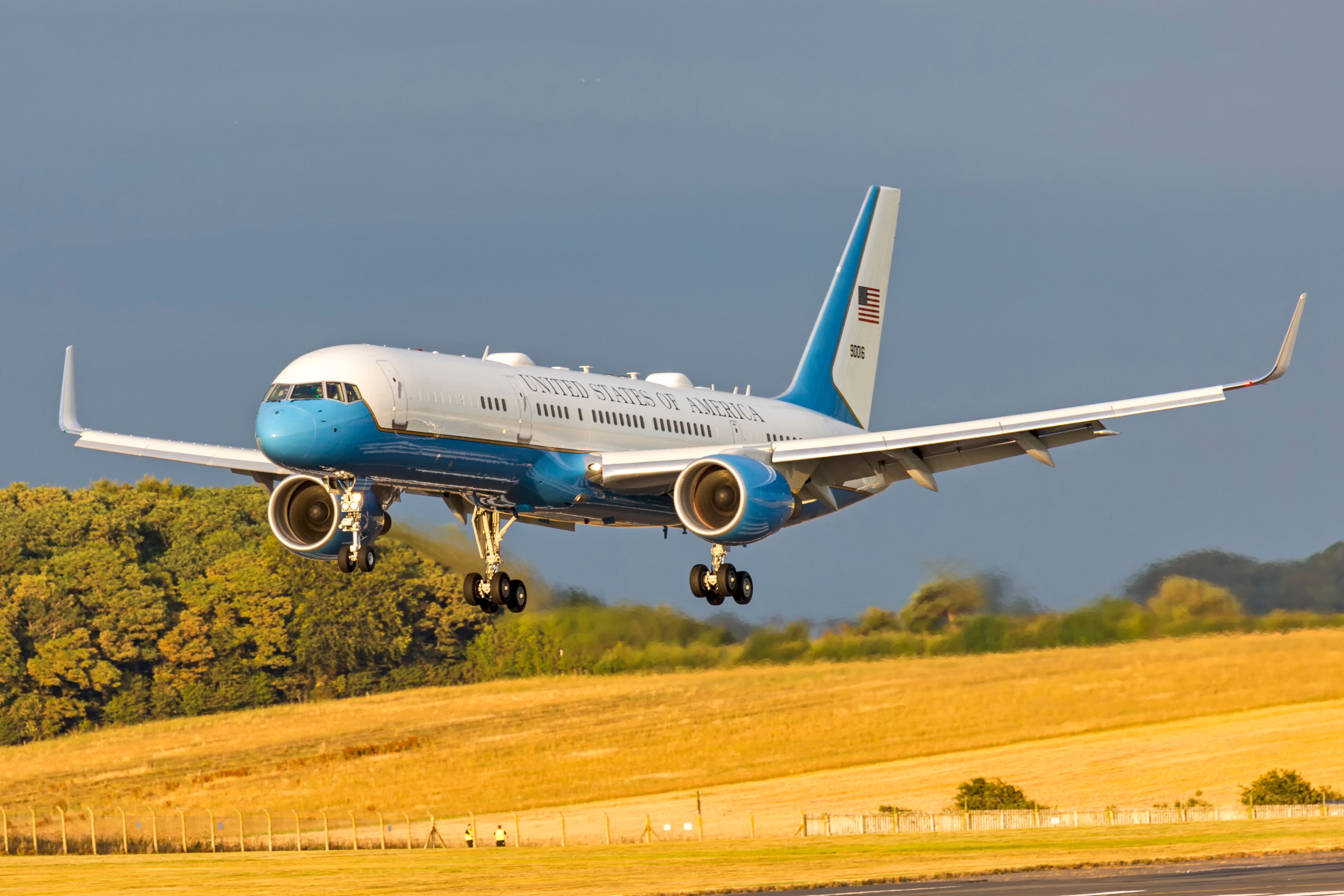 Air Force Two's UK Visit: No-Fly Zone Over The Cotswolds & RAF Fairford Stopover