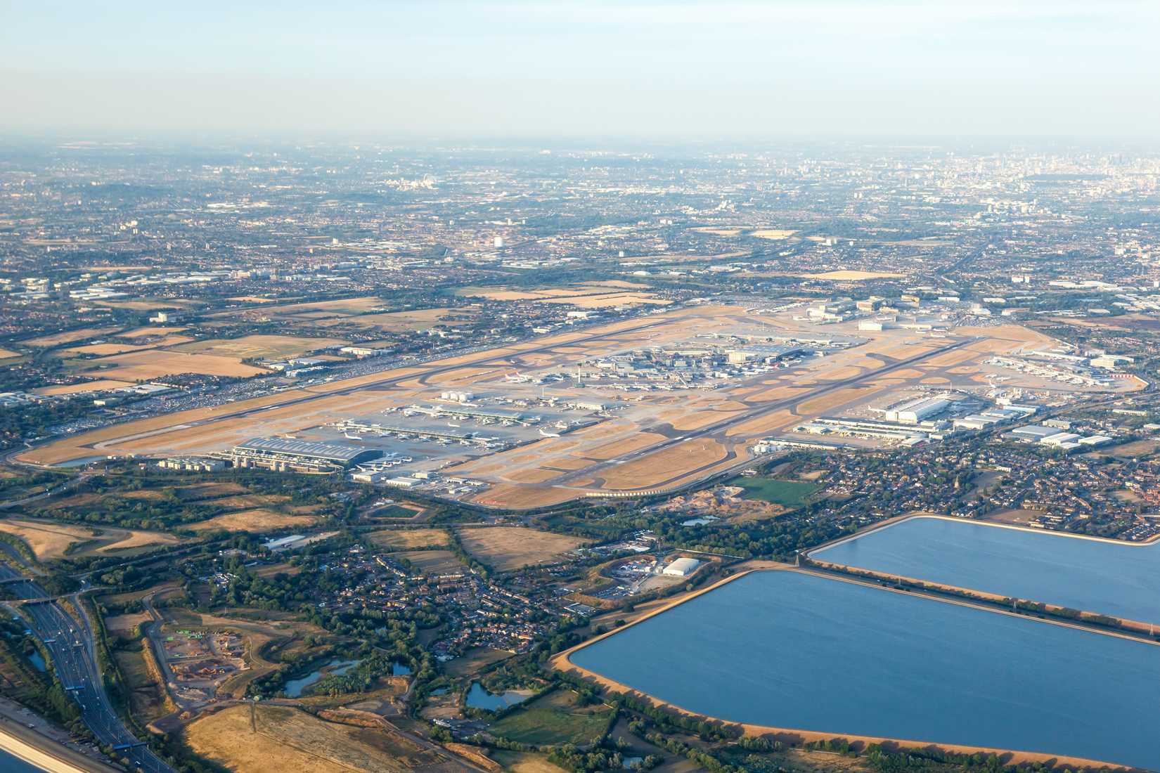 Heathrow Airport's £21 Billion Third Runway Proposal: Expansion Plans ...