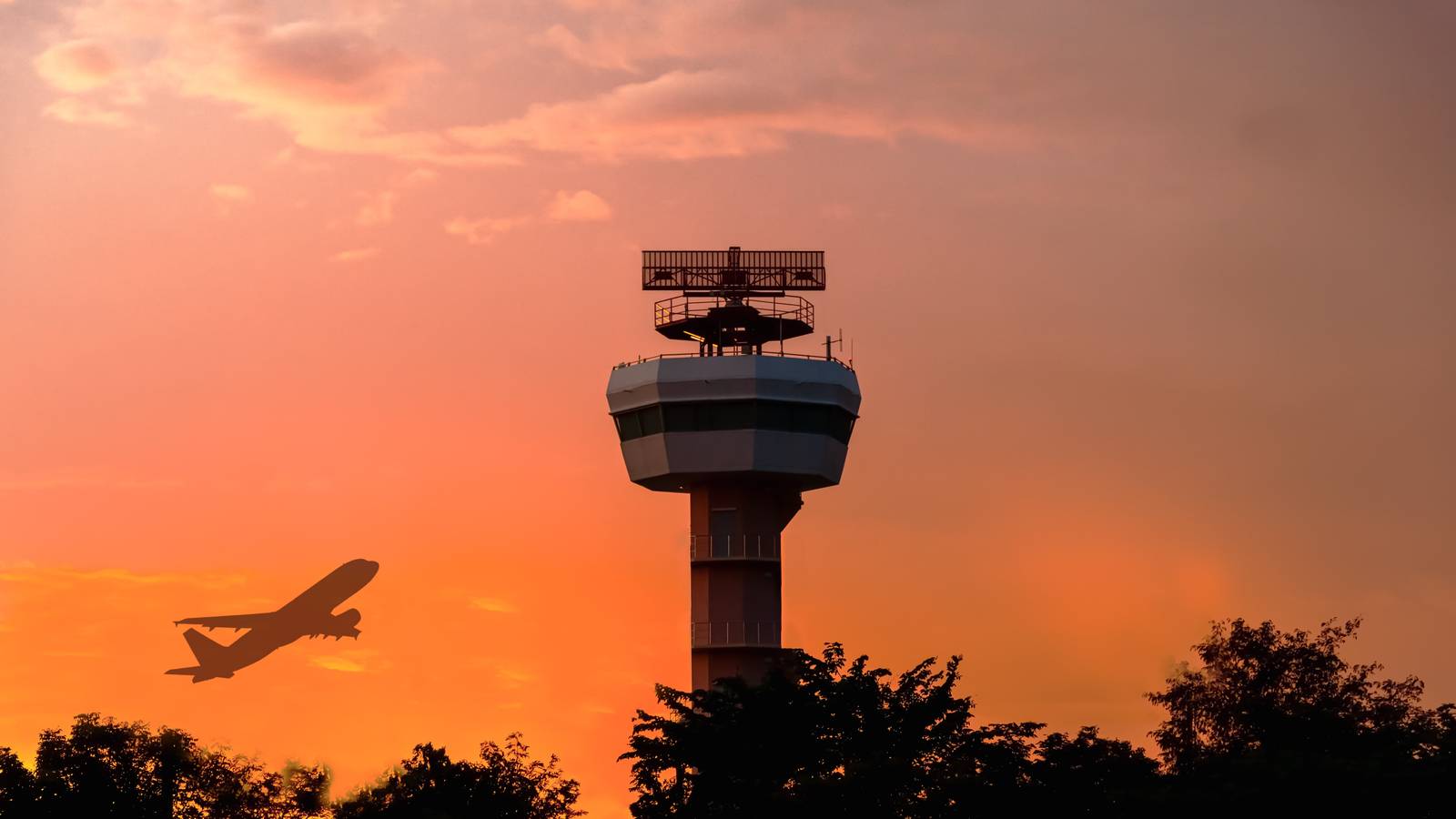 Air Traffic Controllers Suspended After Teenager Interacts With Departing Aircraft