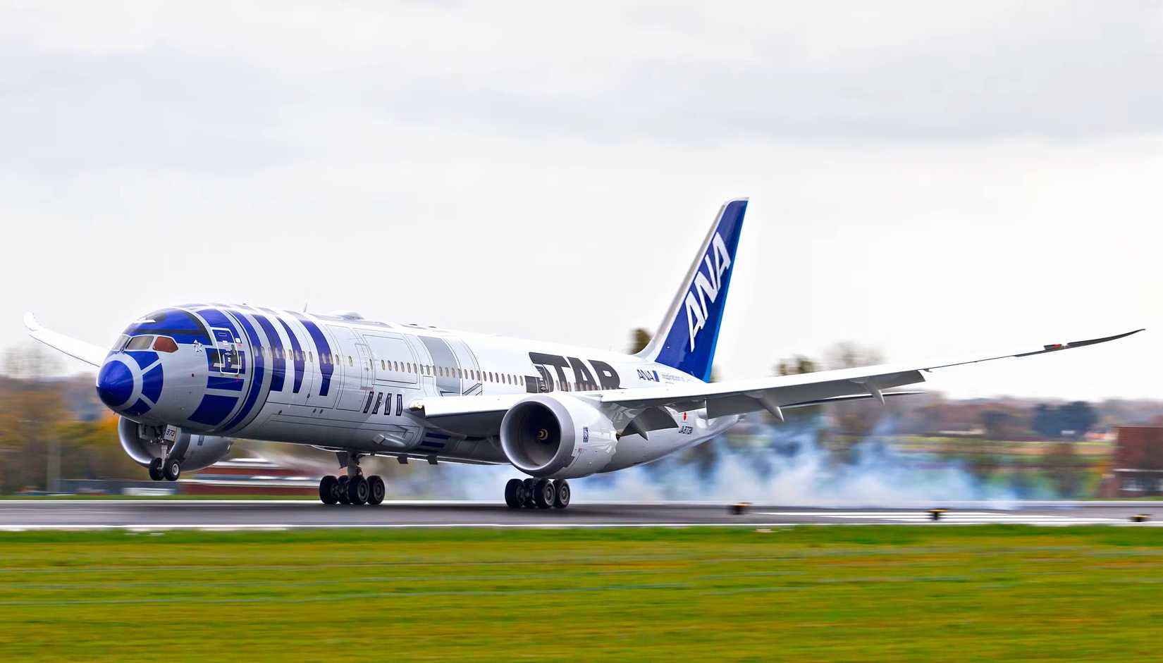 Farewell R2-D2: ANA Retires Star Wars Themed Boeing 787 Livery