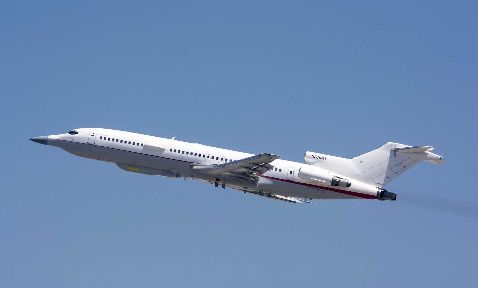 Los Angeles International Airport (LAX). Raytheon Flight Test Operations Boeing 727