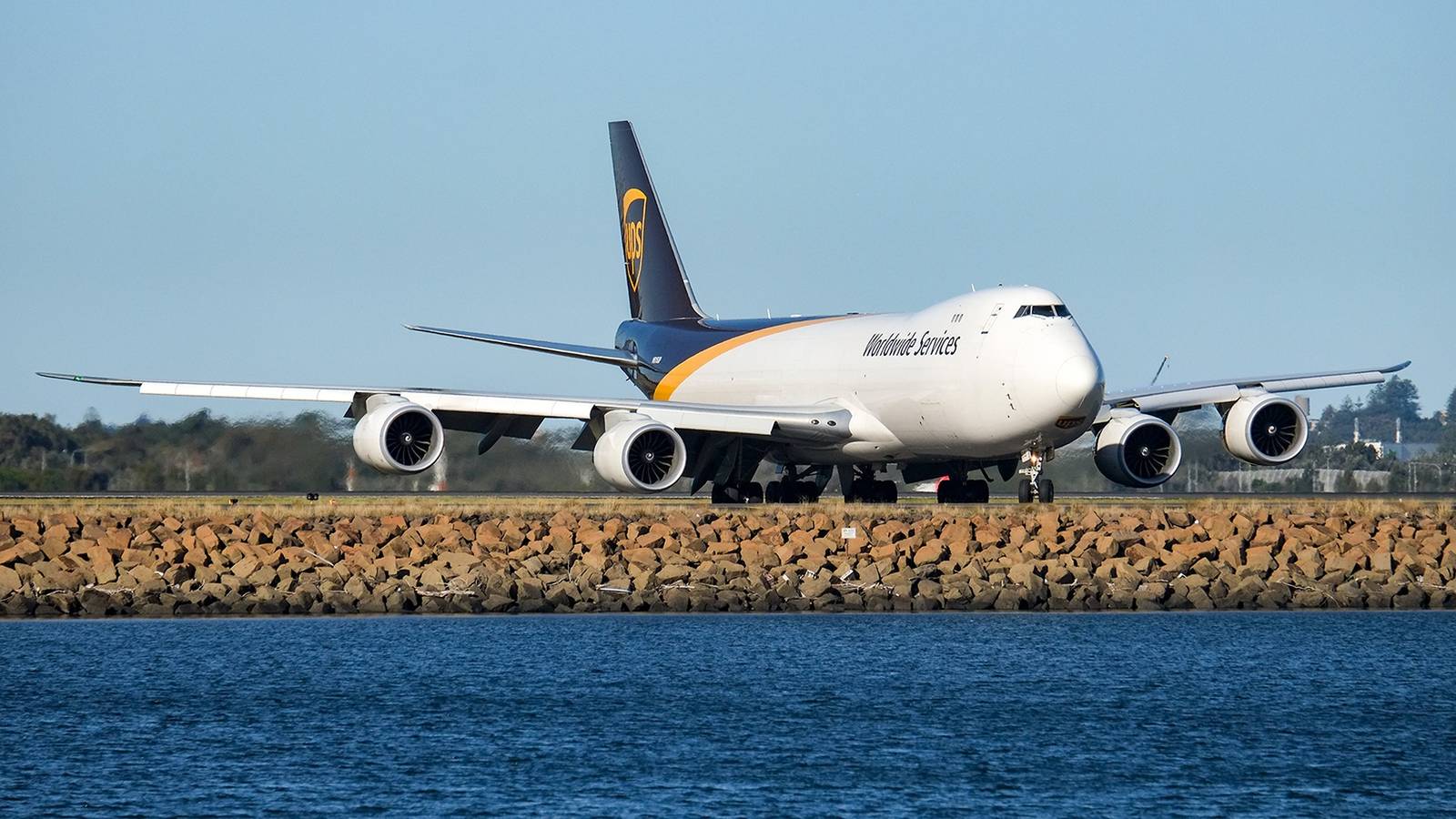 Over 13 Hours: The World’s Longest Regularly Scheduled Boeing 747 Route