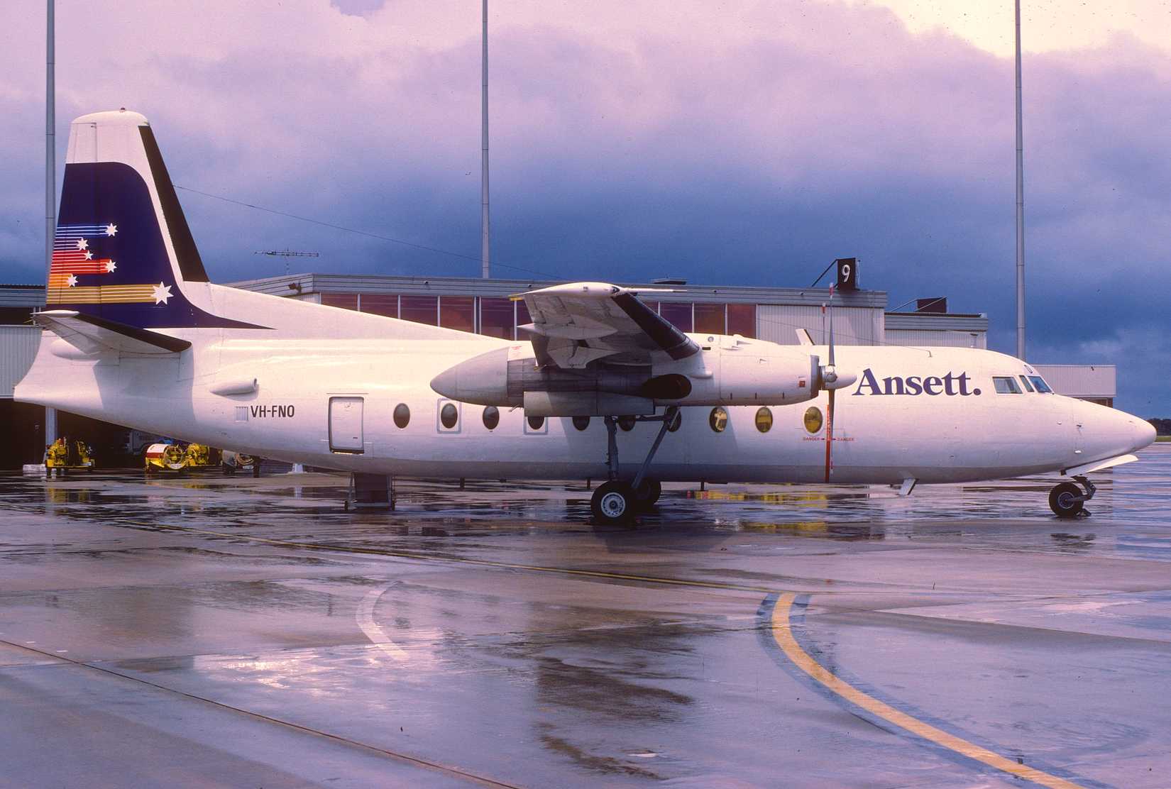 2560px-Ansett_Australia_Fokker_F27_Friendship_600;_VH-FNO,_November_1983_BYW_(5056712939)