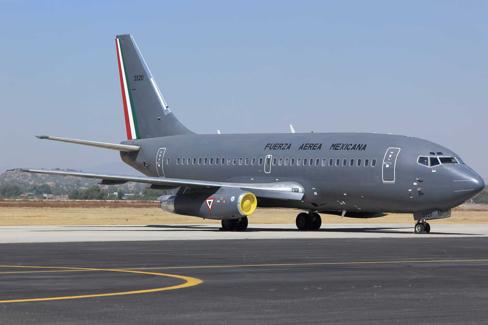 Mexican Air Force 737-200 FAM-3520
