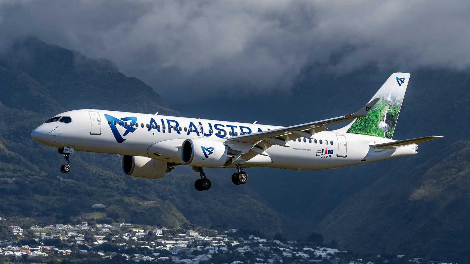 An Air Austral Airbus A220-300 landing