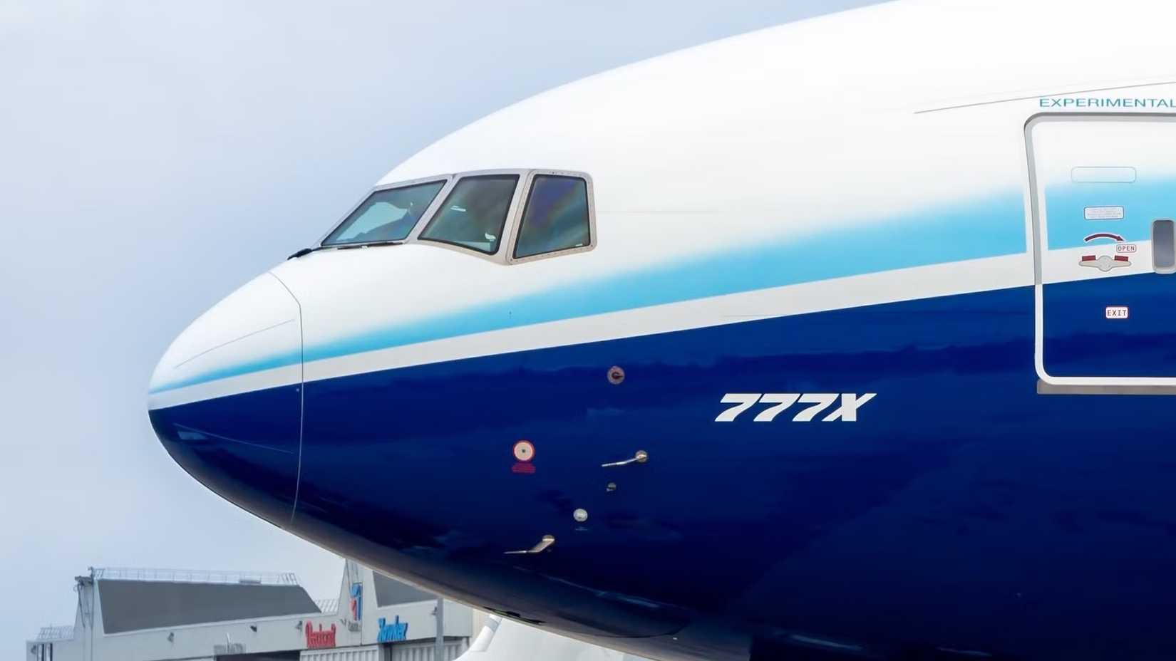 777X