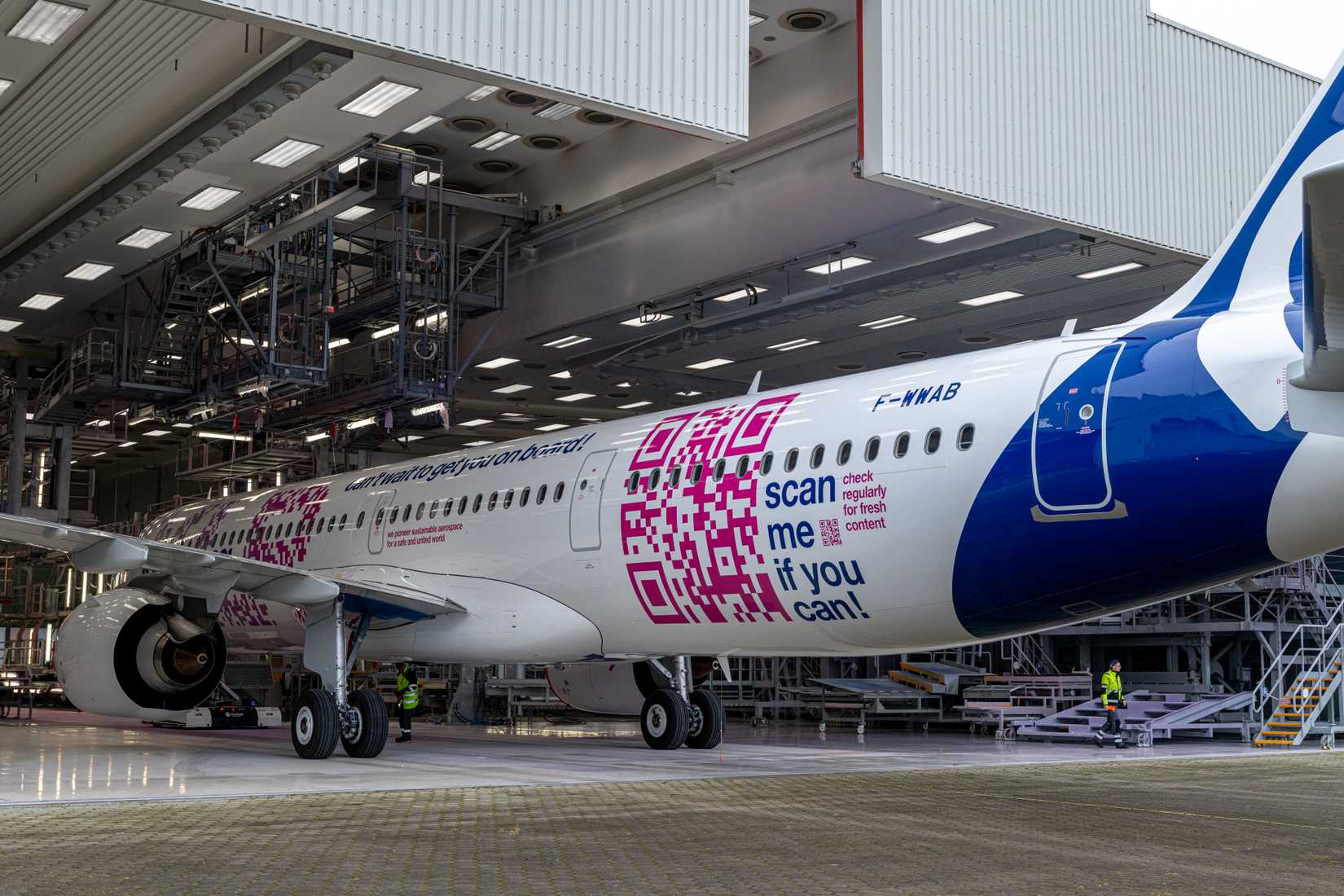 A321XLR Giant QR Code Livery
