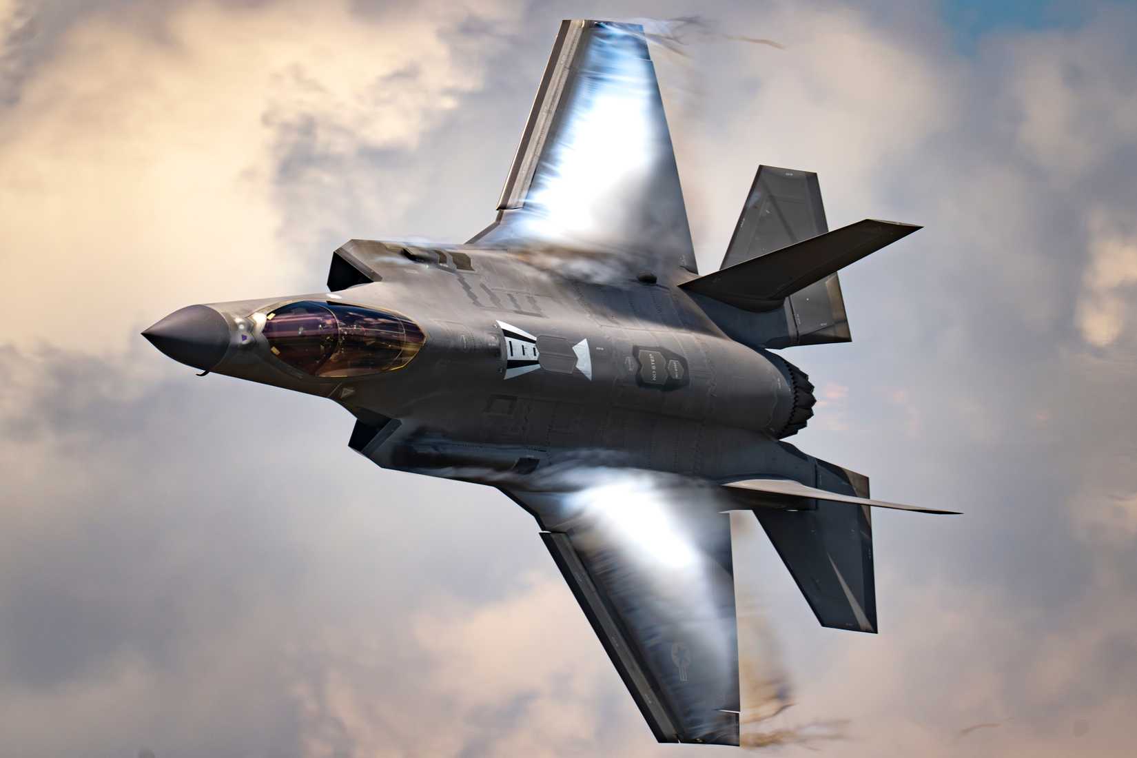 Air Force F-35A Lightning II, assigned to the F-35A Lightning II Demonstration Team, piloted by Maj. Melanie ‘MACH’ Kluesner