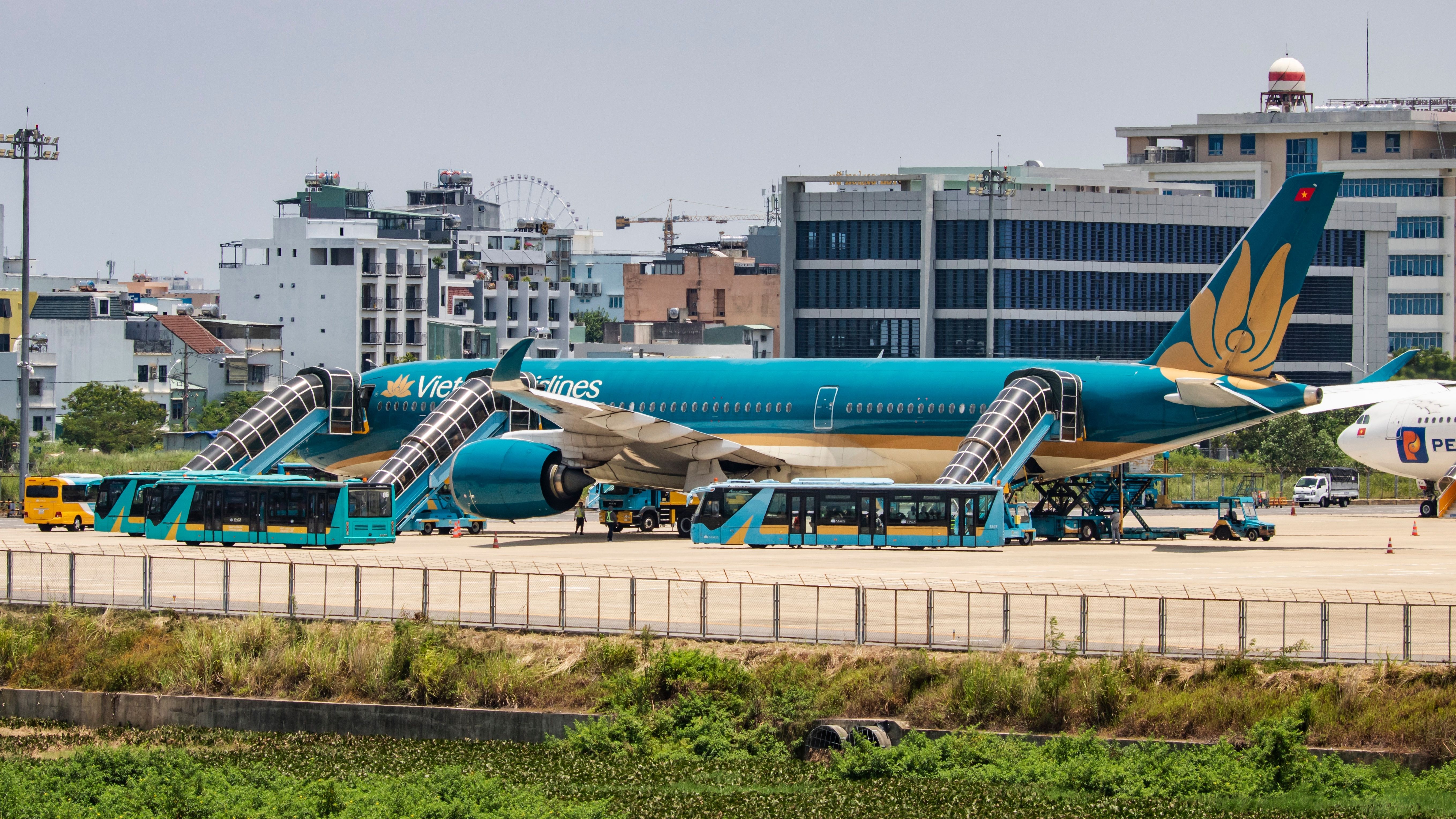 Vietnam Airlines Just Flew The World's 2nd Longest A350 Flight