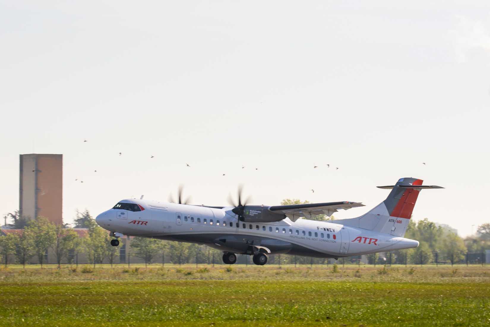 ATR72-600 taking off