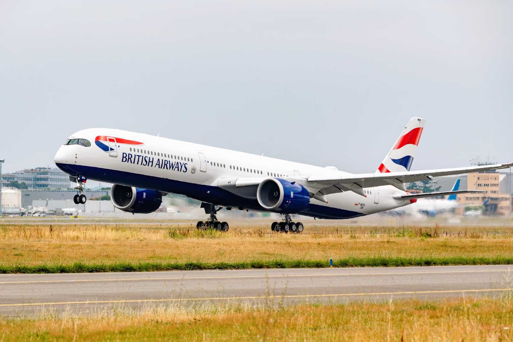 British Airways Airbus A350 landing