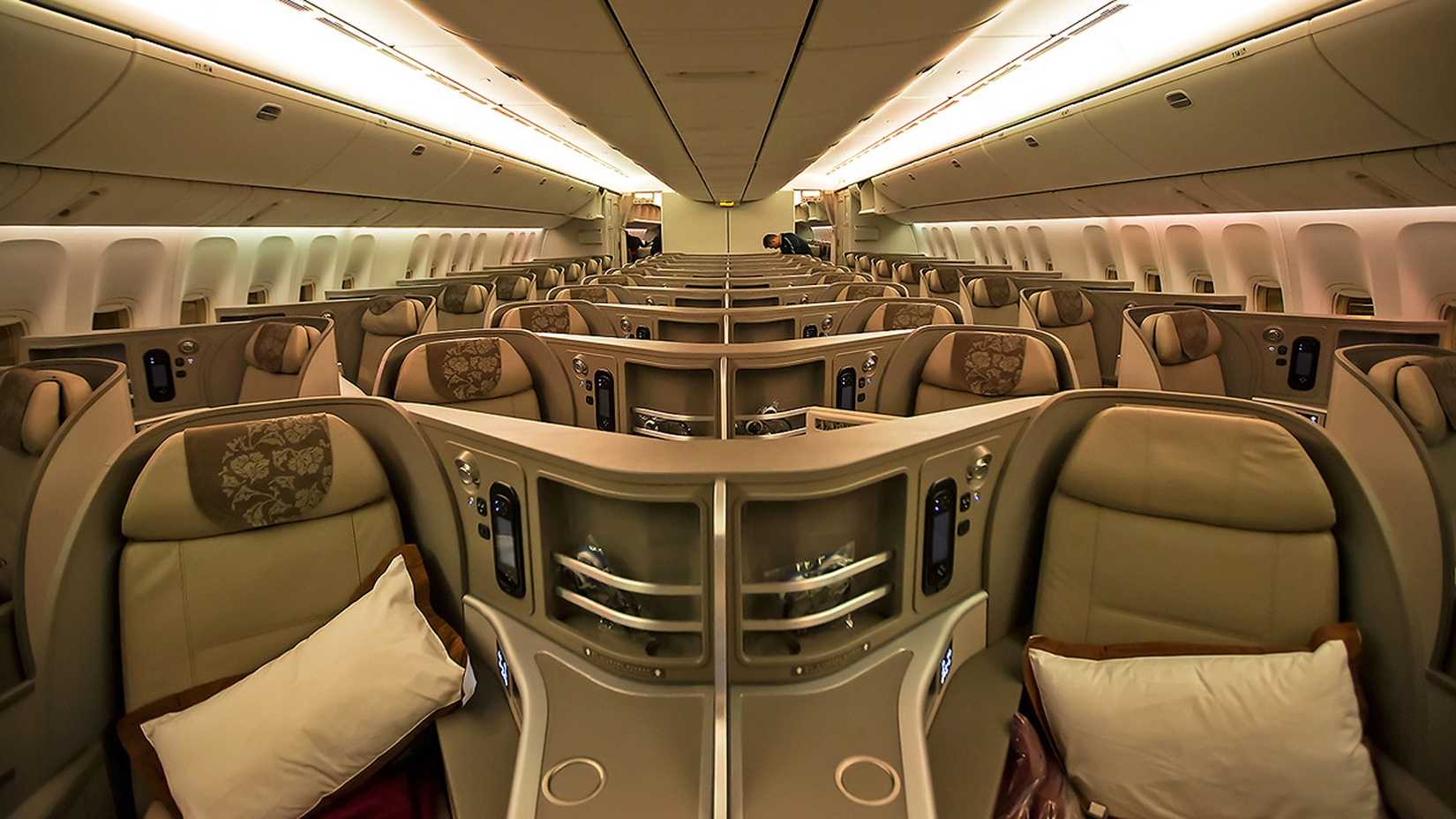 China Eastern Airlines Business Class Boeing 777-300ER