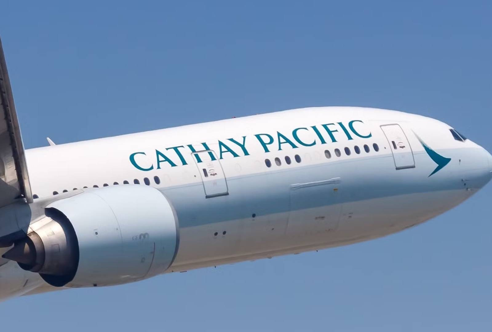 cathay-pacific-boeing-777-