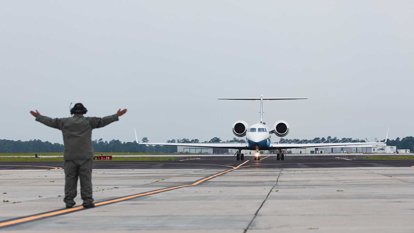 The US Air Force's New $2.19 Billion VIP Jet Requirement Names 1 Winner ...