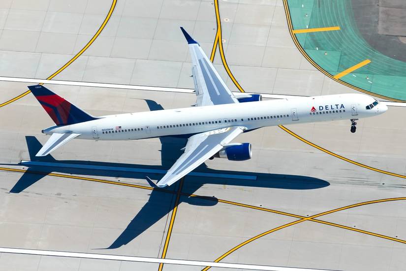 Delta 757