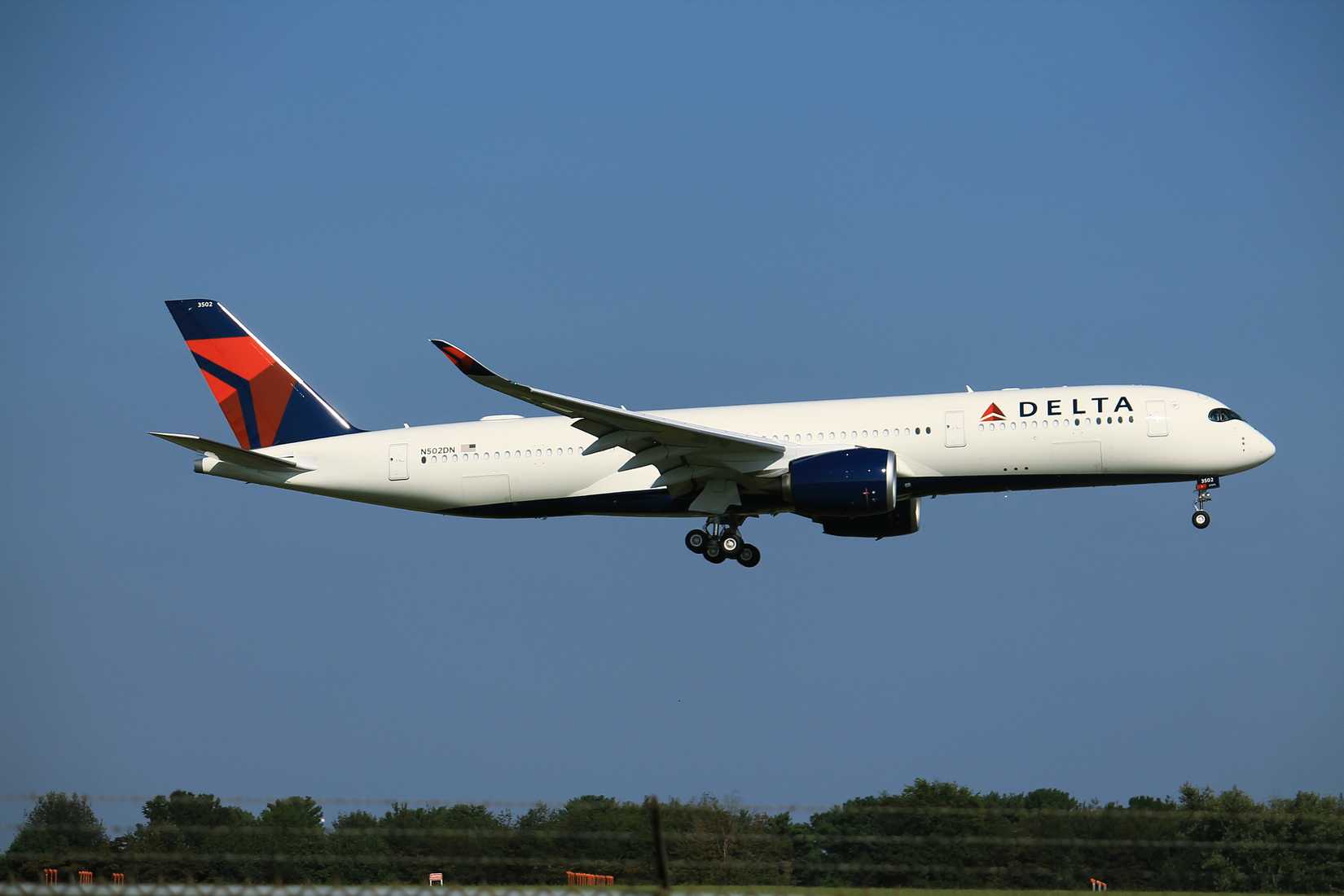 Delta A350