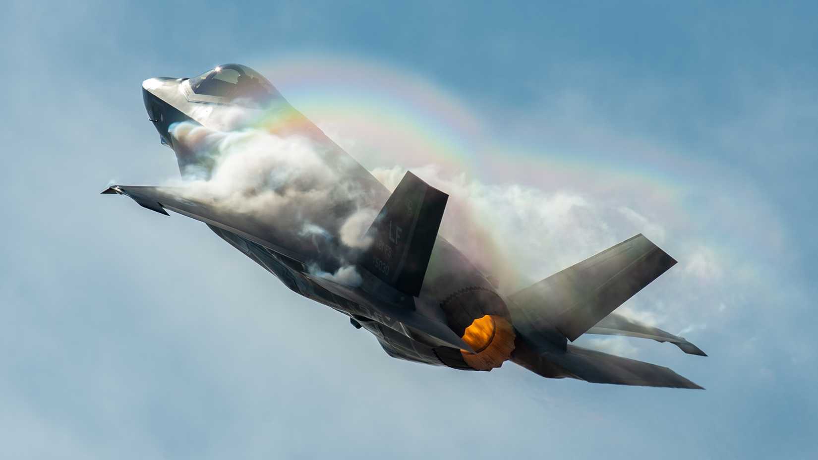 F-35 Heritage Flight Team performs in Bell Fort Worth Alliance Air Show